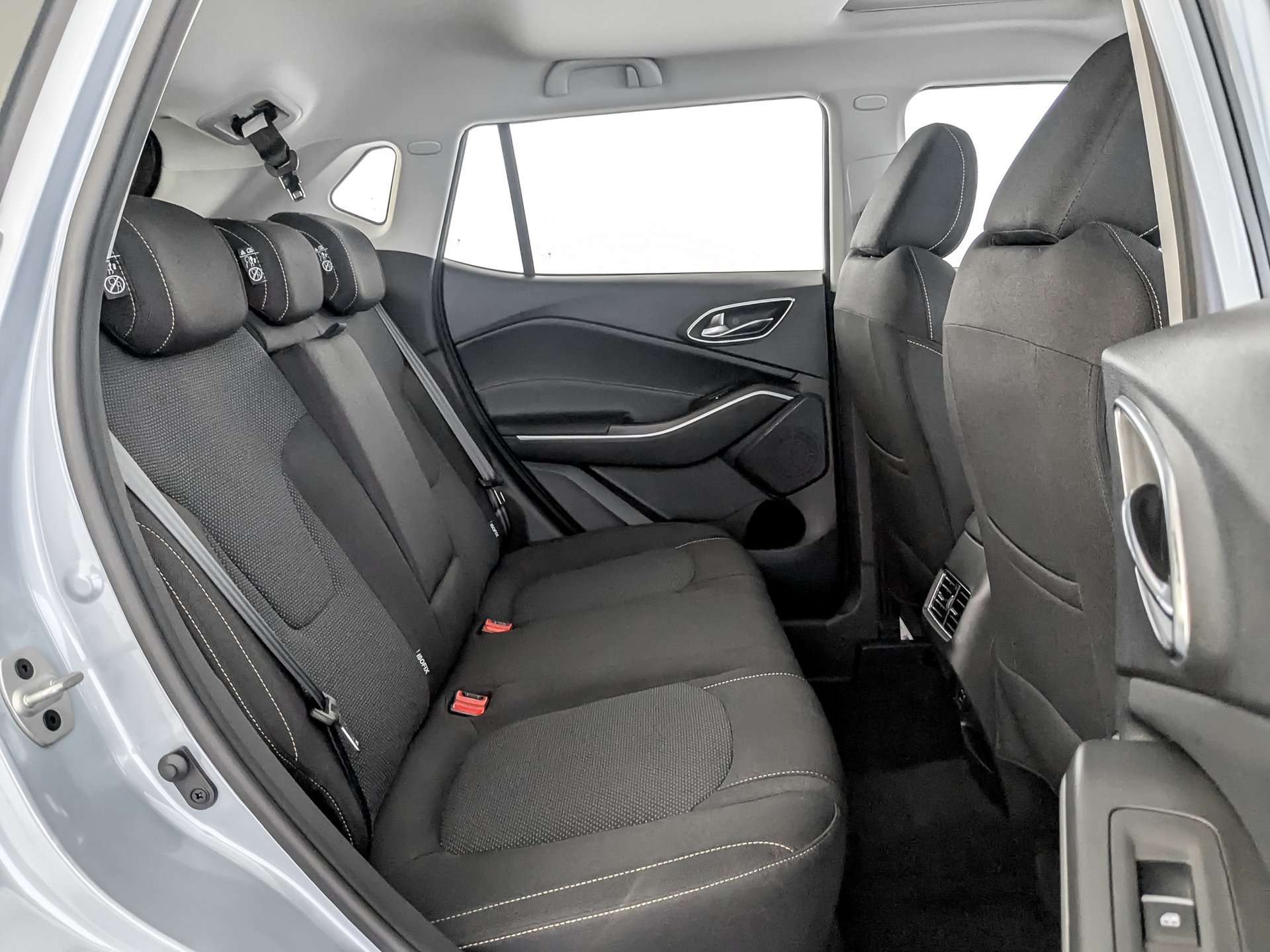 Фото Москвич 3 Стандарт Плюс с телематикой 1.5T/136 CVT 5D