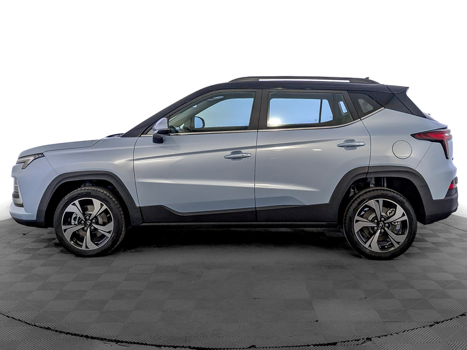 Москвич 3 Стандарт Плюс с телематикой 1.5T/136 CVT 5D