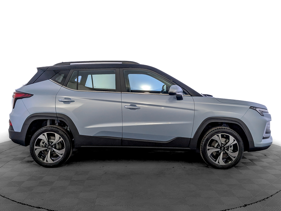 Москвич 3 Стандарт Плюс с телематикой 1.5T/136 CVT 5D