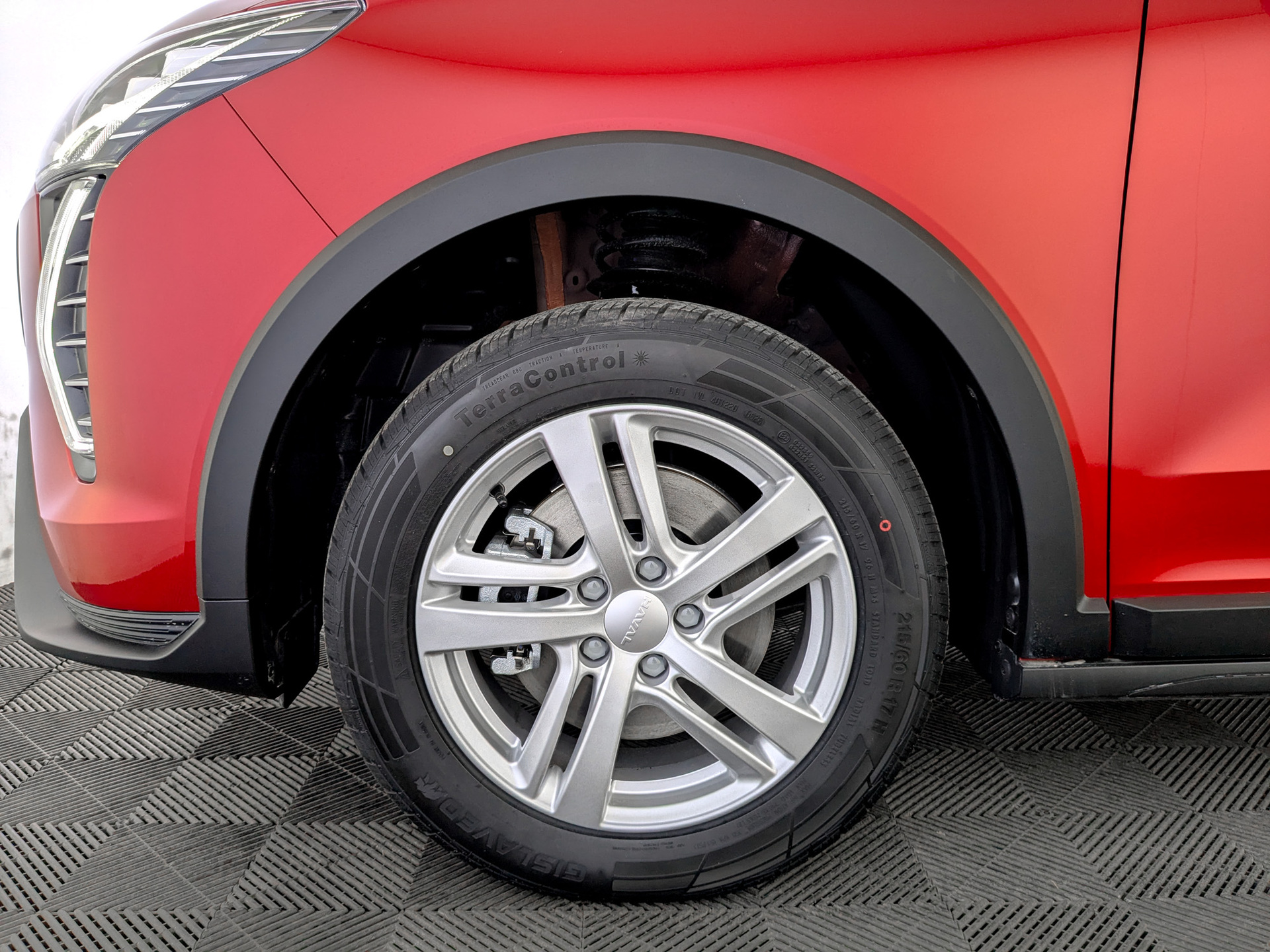 Фото Haval Jolion Оптимум 1.5T/143 7RT 2WD