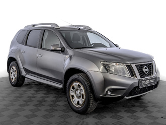 Nissan Terrano D10