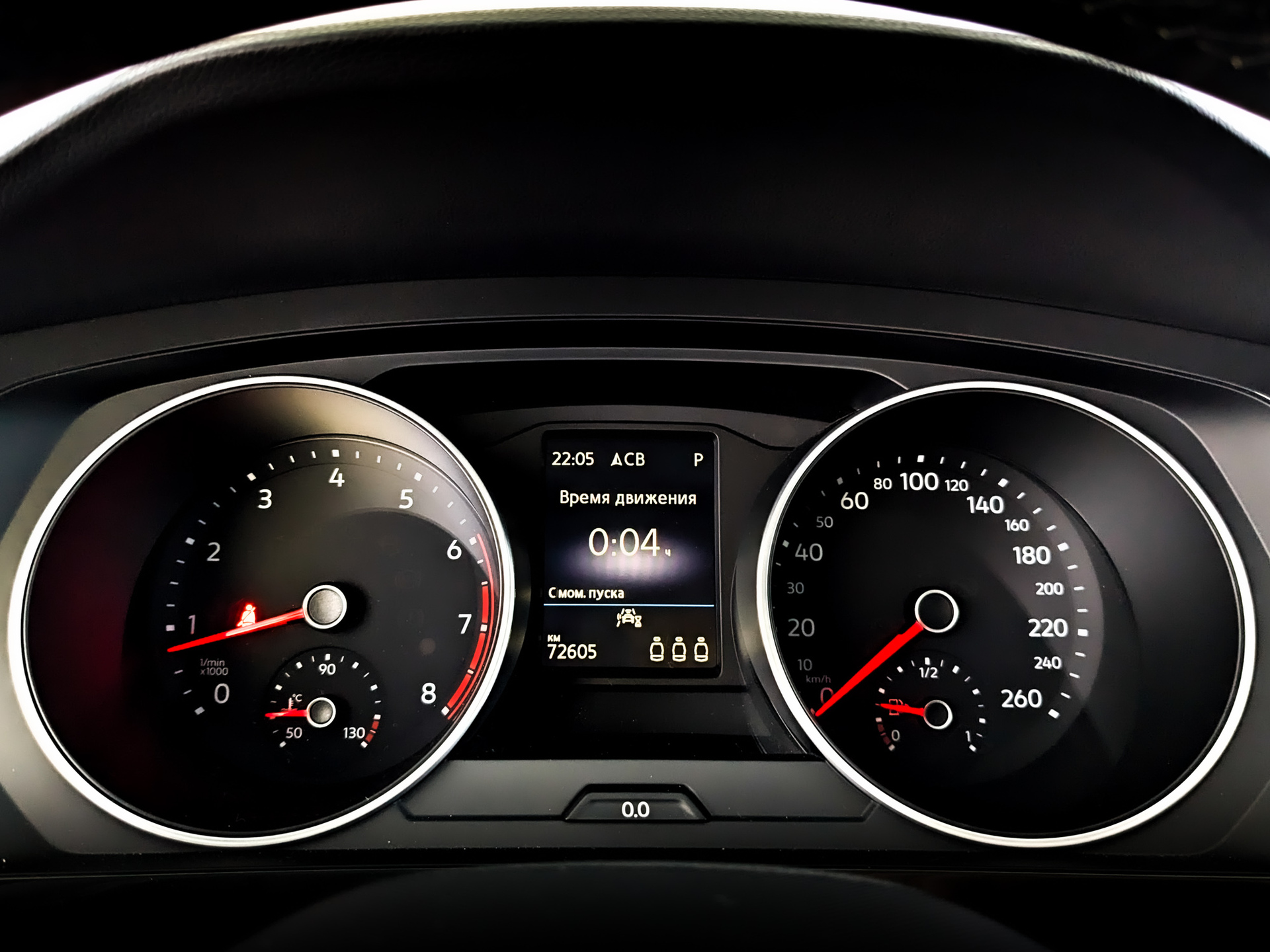VOLKSWAGEN Tiguan 2.00 (180 л.с), автомат, 2021, пробег 72 227 км
