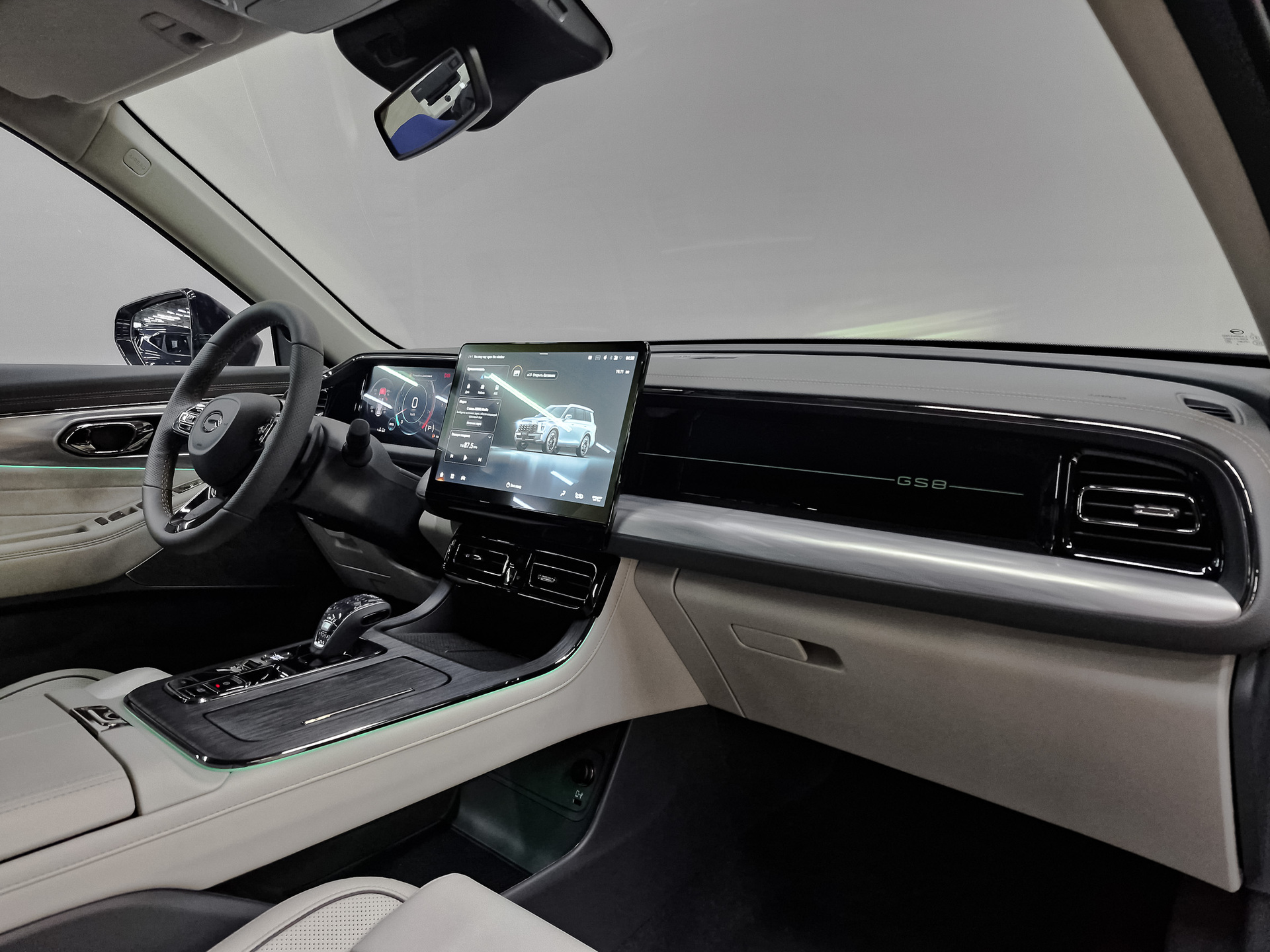 Фото GAC GS8 FL GX Traveller 2.0T/231 8AT 4WD 7S