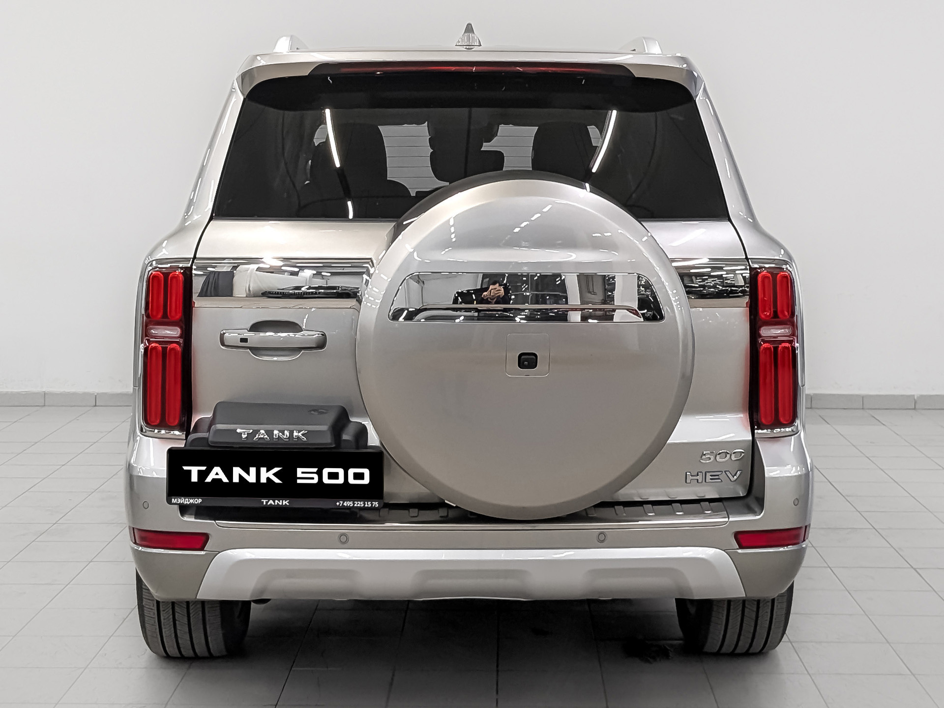 Фото Tank 500 Сити Премиум (Urban) 2.0H/299 9AT 4WD 7S