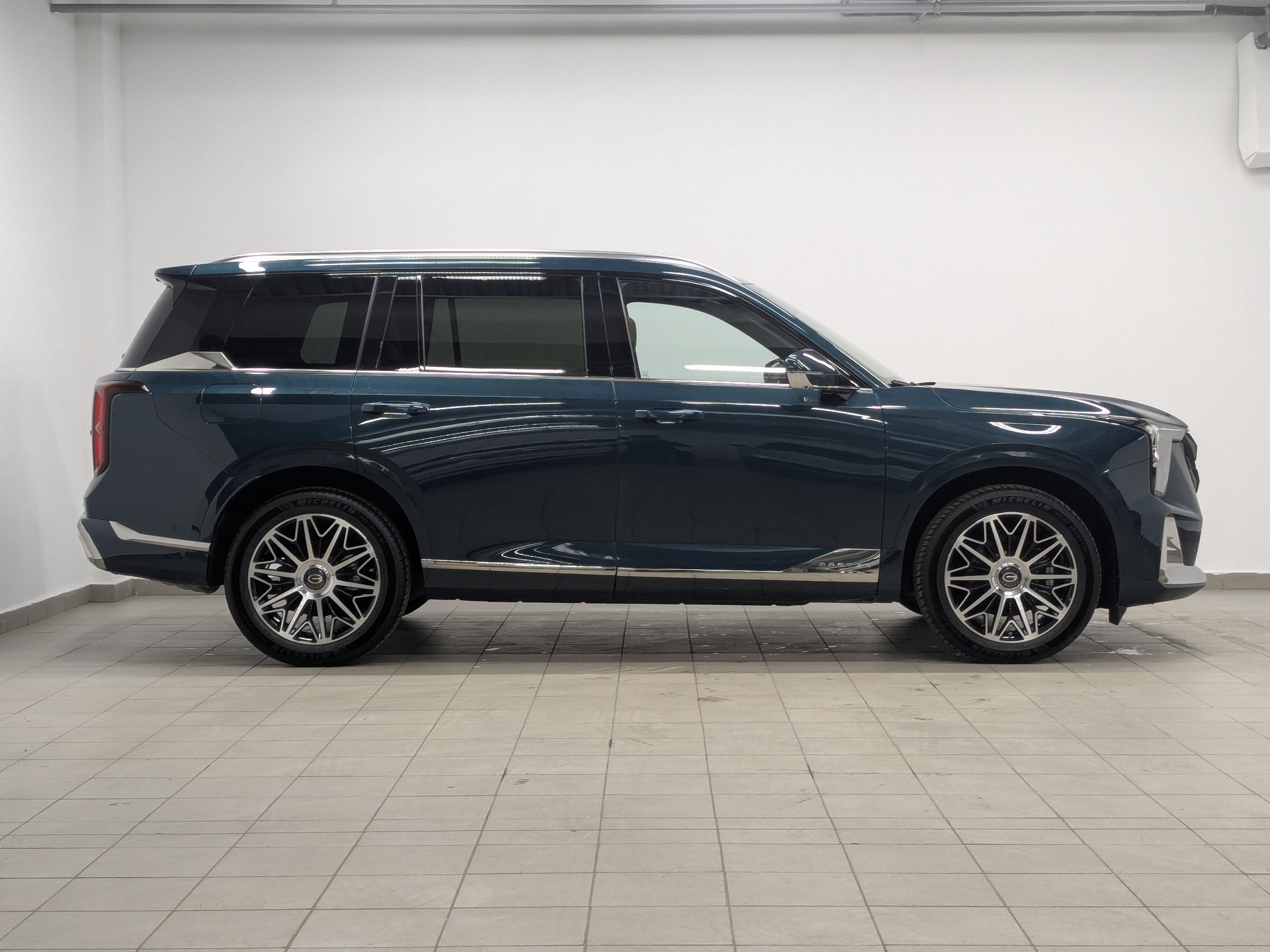 Фото GAC GS8 FL GX Premium 2.0T/231 8AT 4WD 7S