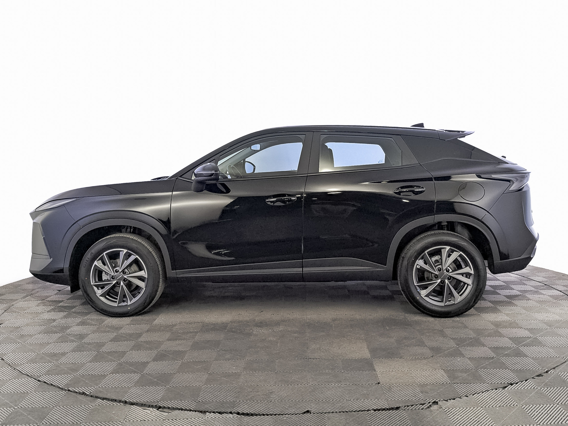 Фото Omoda C5 Актив NG 1.5T/147 6RT 2WD