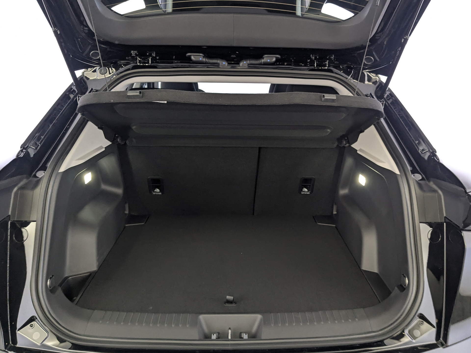 Фото Omoda C5 Актив NG 1.5T/147 6RT 2WD