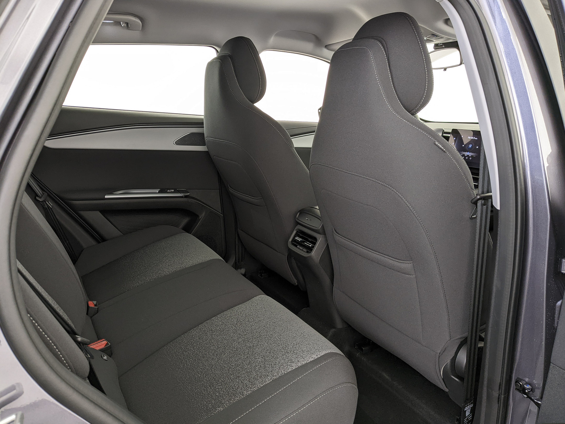 Фото Omoda C5 Актив NG 1.5T/147 6RT 2WD