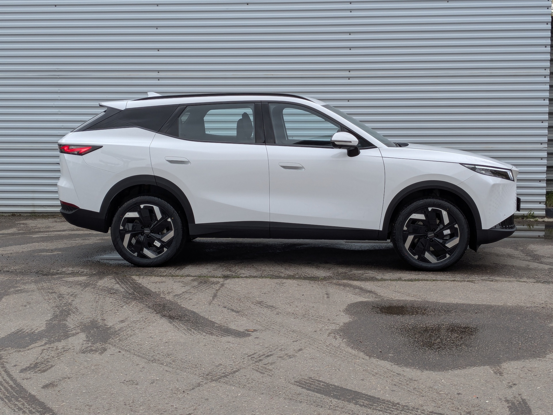 Фото Omoda C7 Стиль 1.6T/150 7RT 4WD