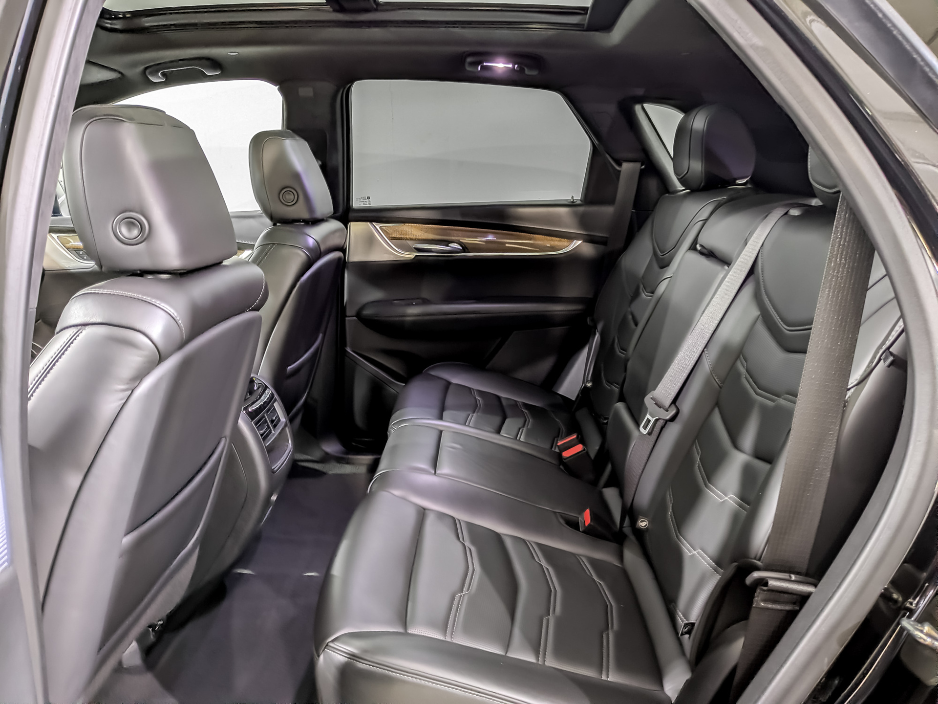 CADILLAC XT5 2.00 (200 л.с), автомат, 2022, пробег 71 137 км