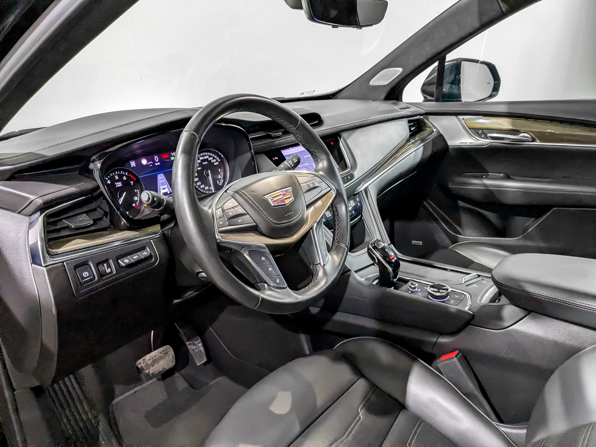 CADILLAC XT5 2.00 (200 л.с), автомат, 2022, пробег 71 137 км