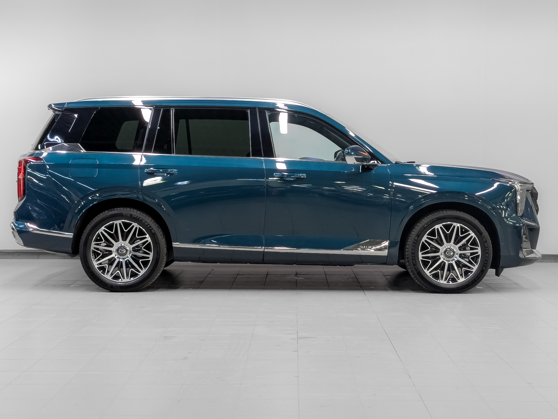 Фото GAC GS8 FL GX Premium 2.0T/231 8AT 4WD 7S