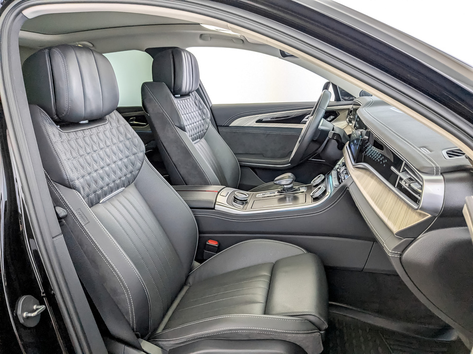 Фото Hongqi H9 с пробегом 25080 км