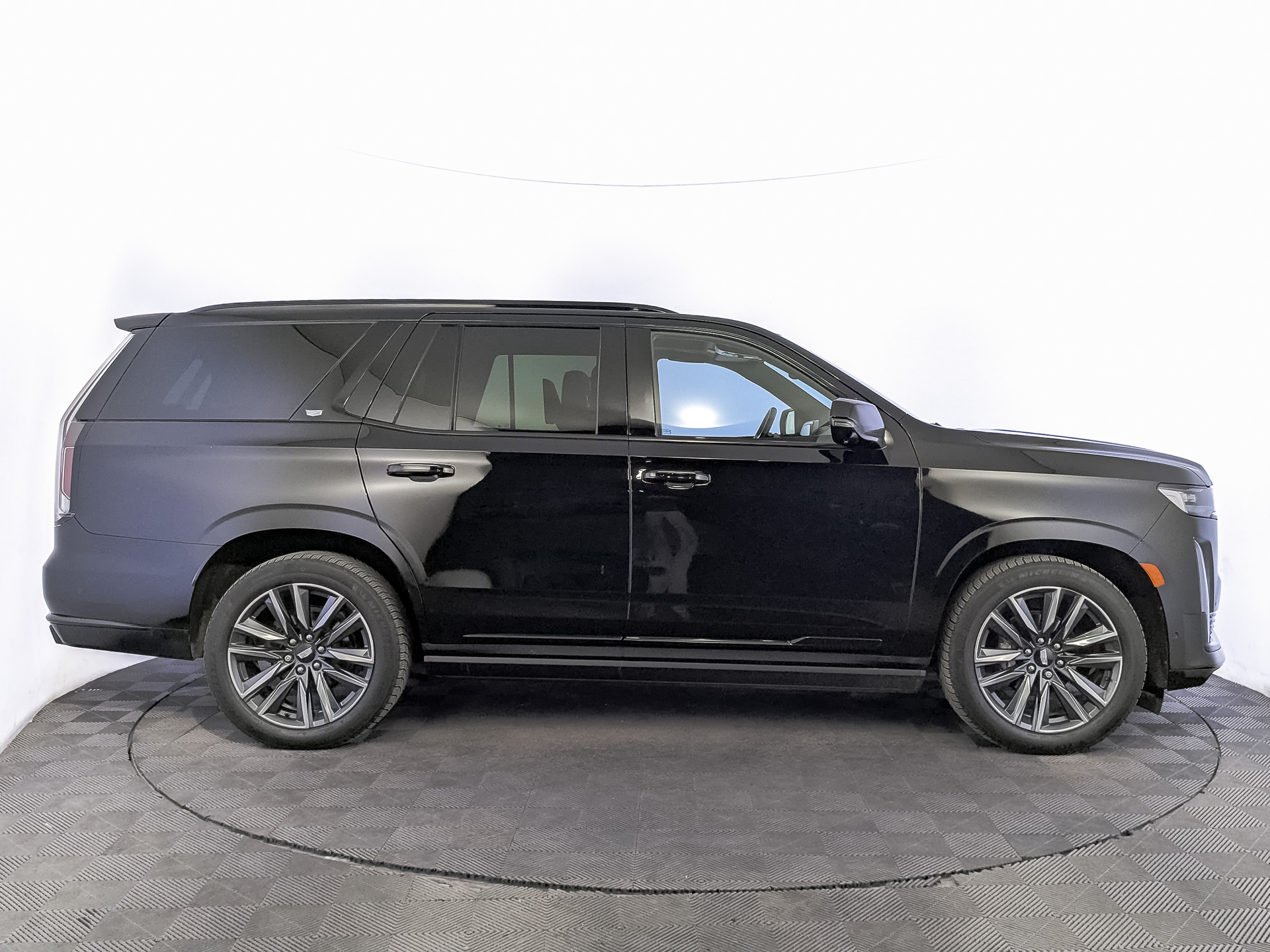 CADILLAC Escalade 6.20 (416 л.с), автомат, 2022, пробег 158 651 км