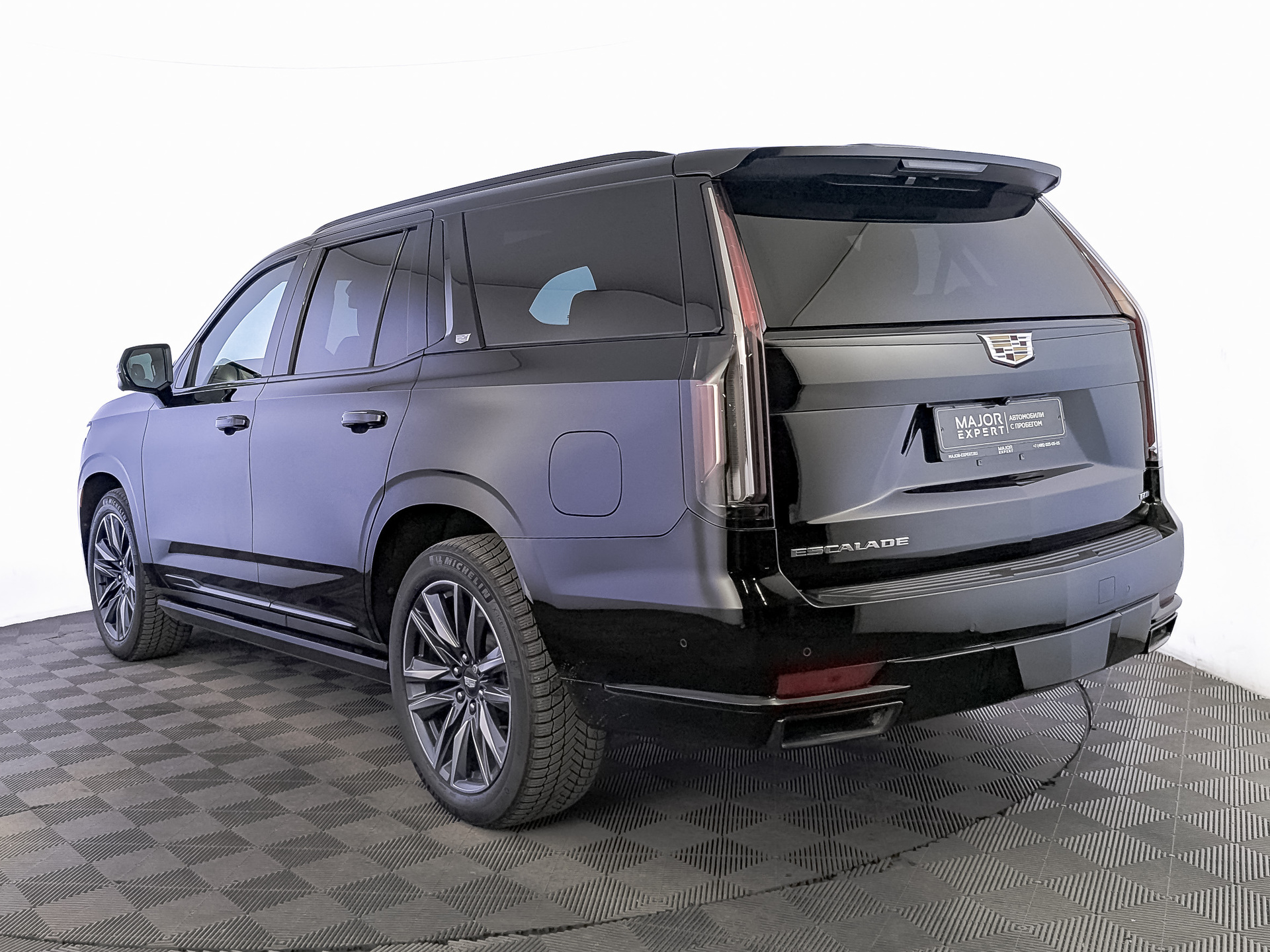 CADILLAC Escalade 6.20 (416 л.с), автомат, 2022, пробег 158 651 км
