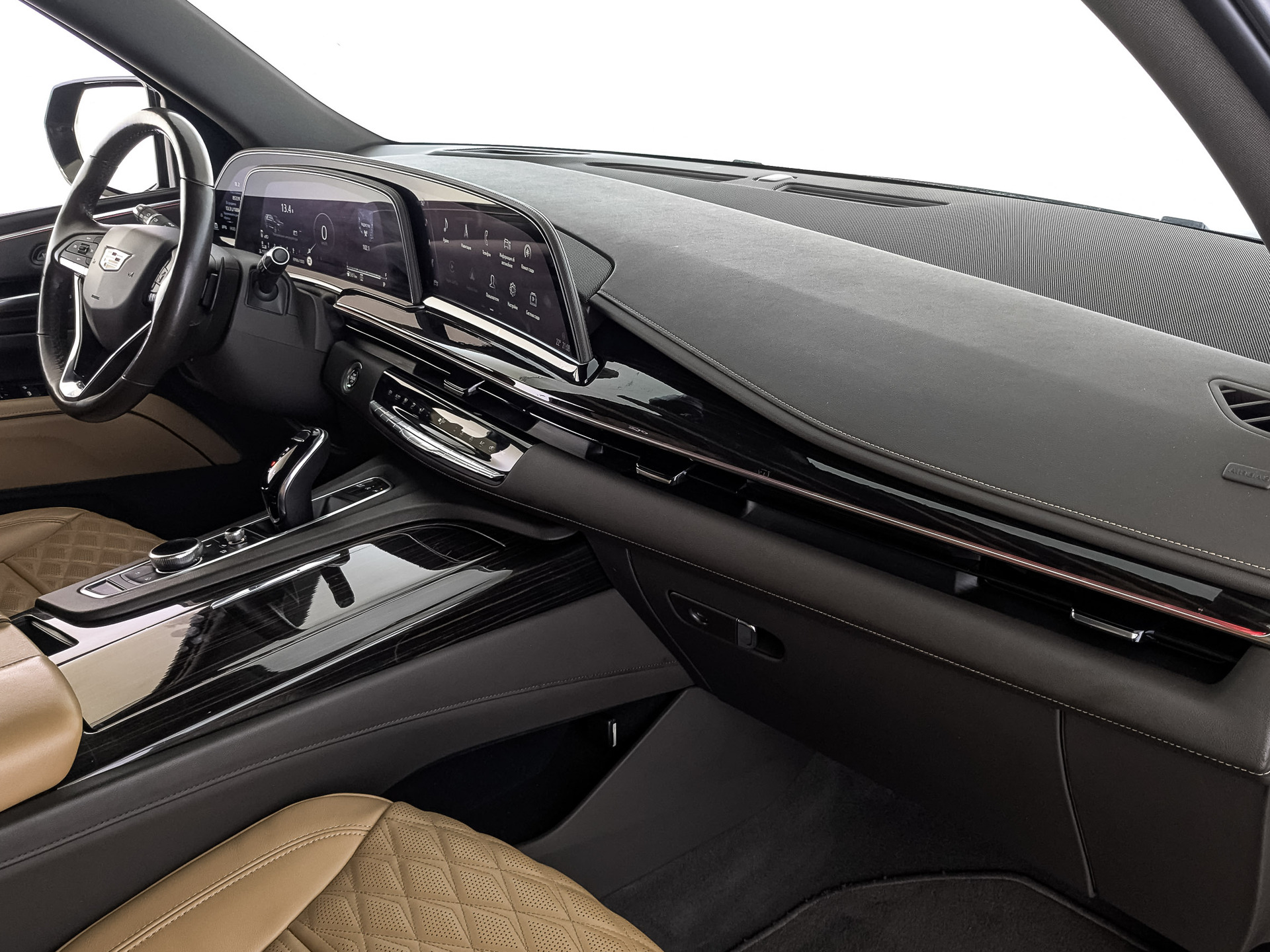 CADILLAC Escalade 6.20 (416 л.с), автомат, 2022, пробег 158 651 км