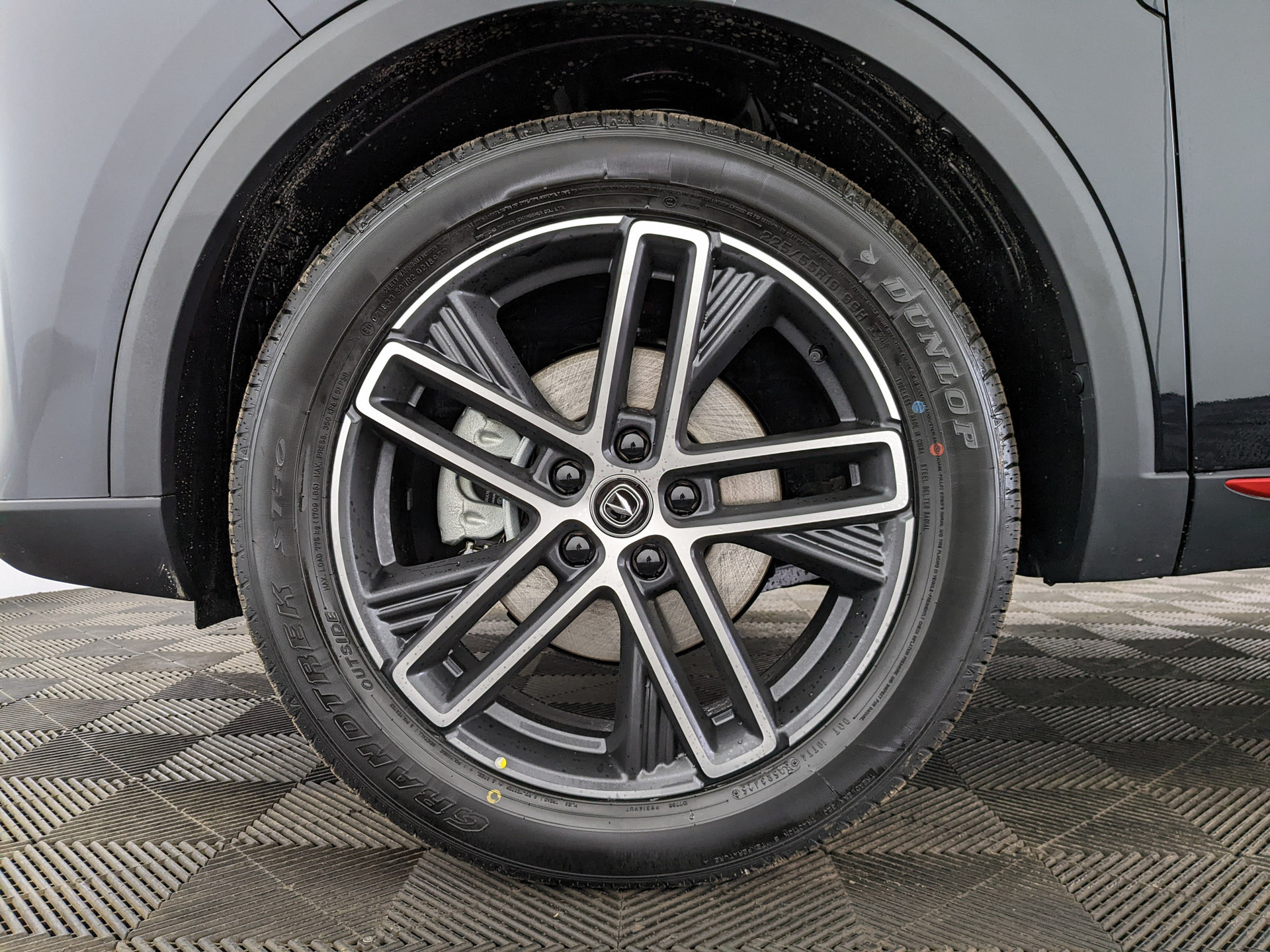 Фото Changan UNI-S Техно 1.5T/181 7RT Передний привод