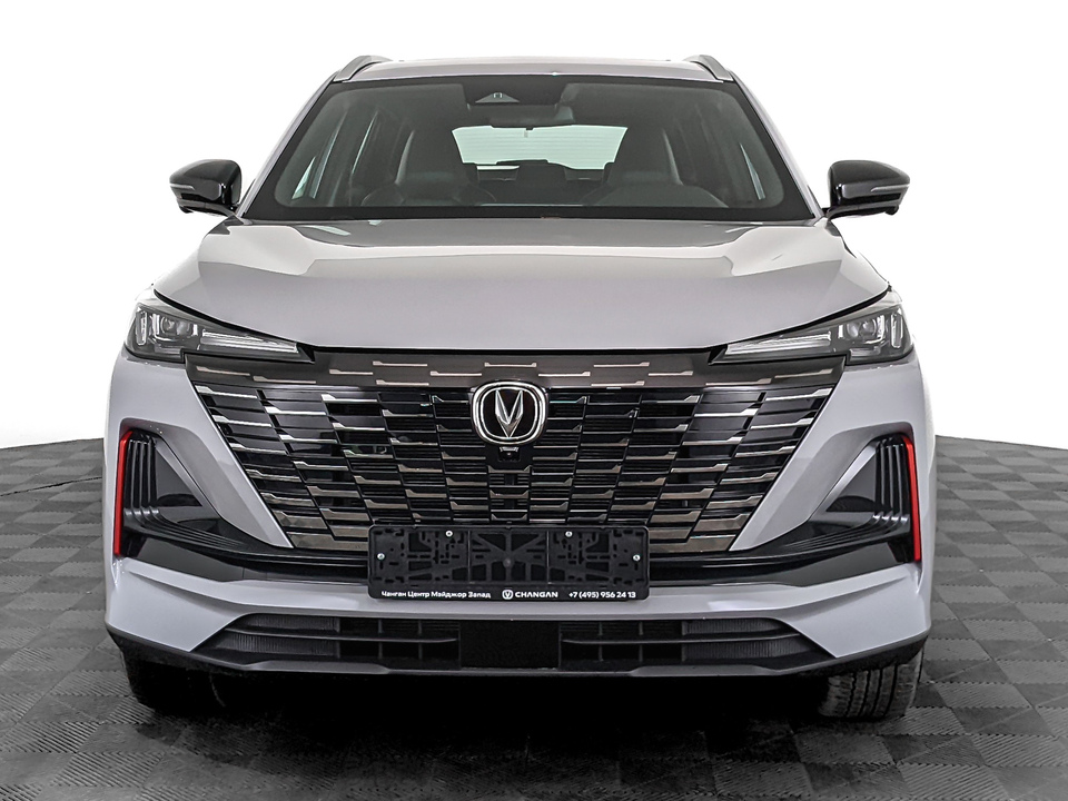 Changan UNI-S Техно 1.5T/181 7RT Передний привод