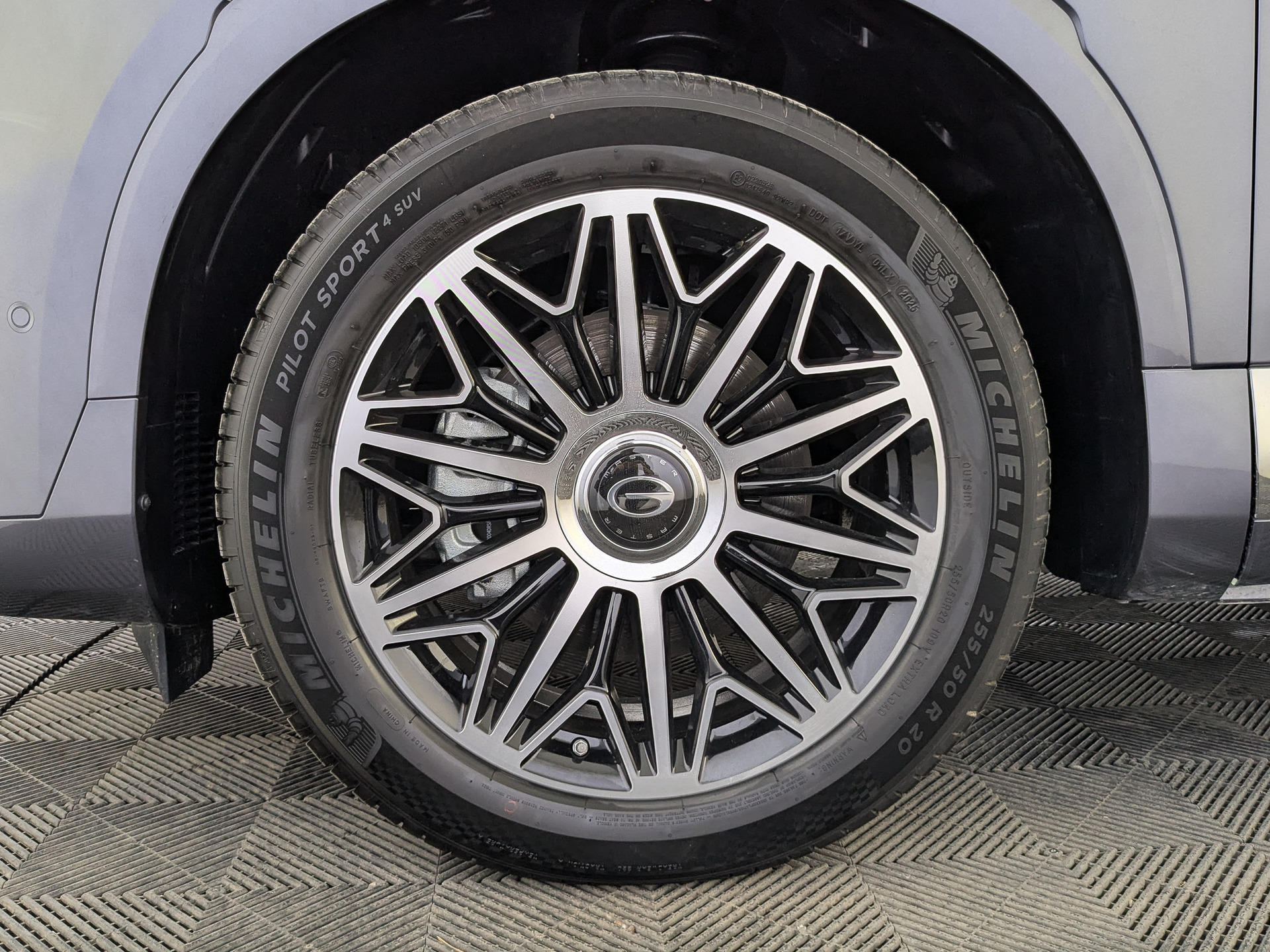 Фото GAC GS8 FL GX Premium 2.0T/231 8AT 4WD 7S