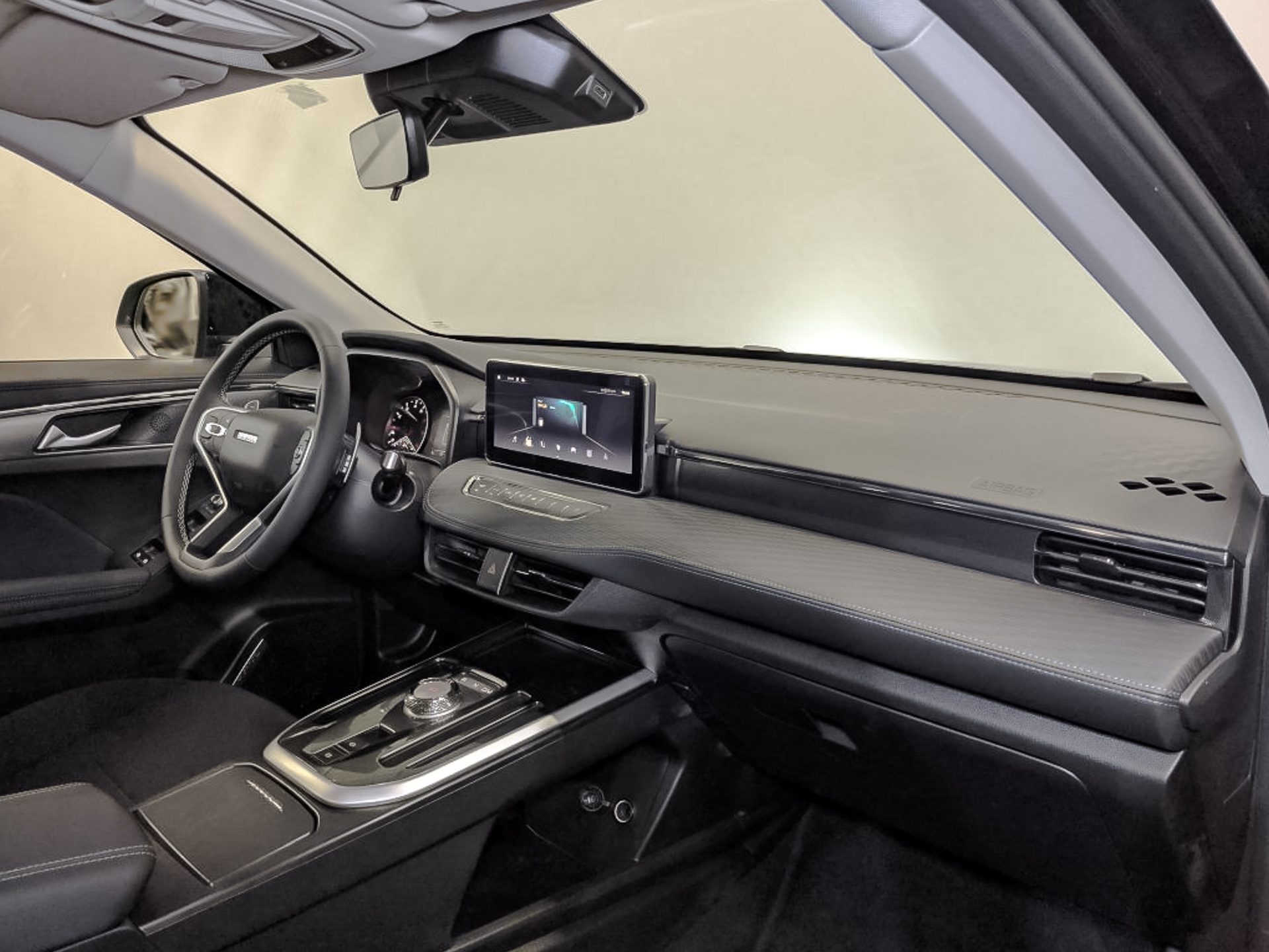 Фото Haval Jolion Оптимум 1.5T/150 7RT 4WD