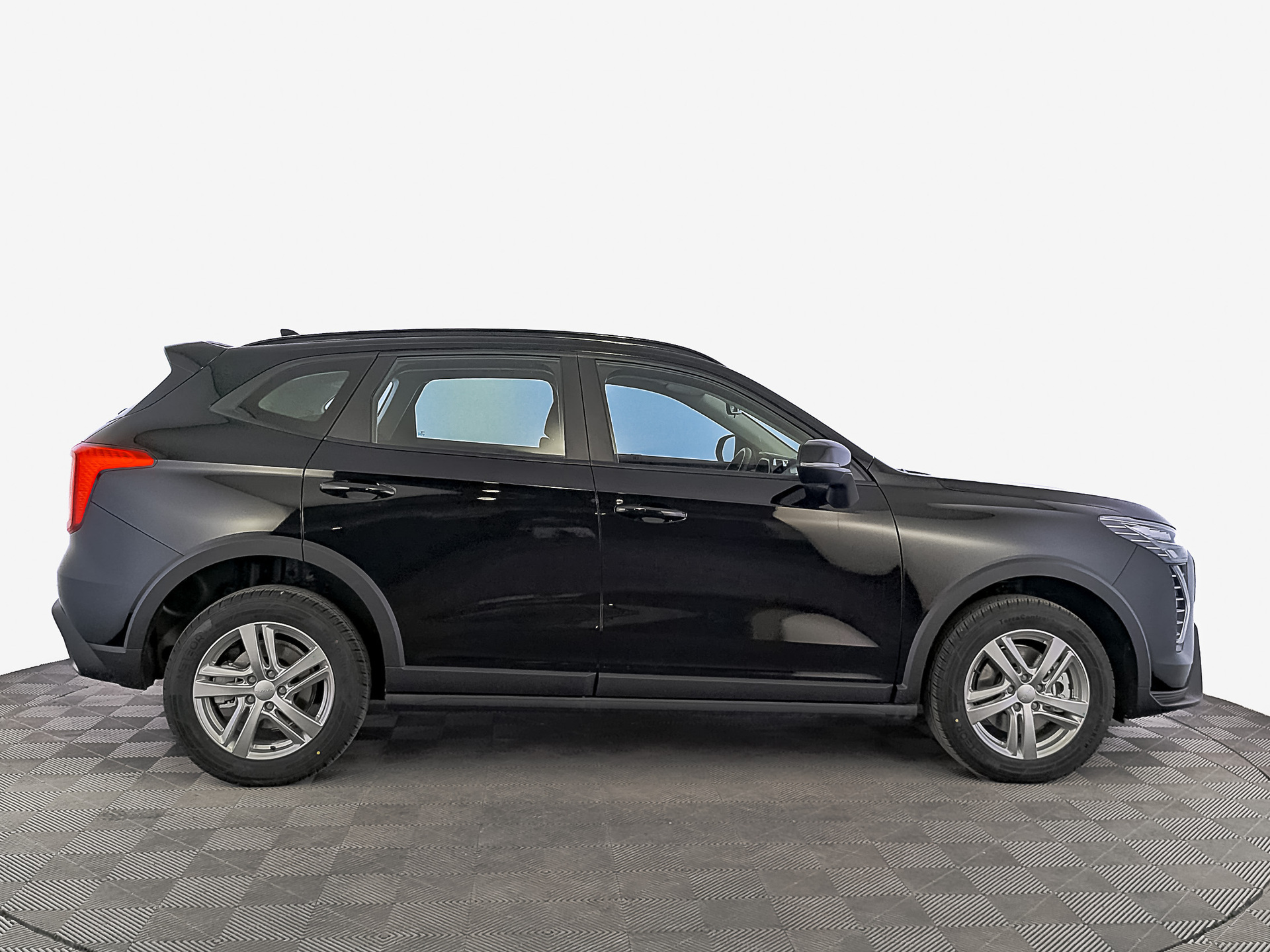 Фото Haval Jolion Оптимум 1.5T/150 7RT 4WD
