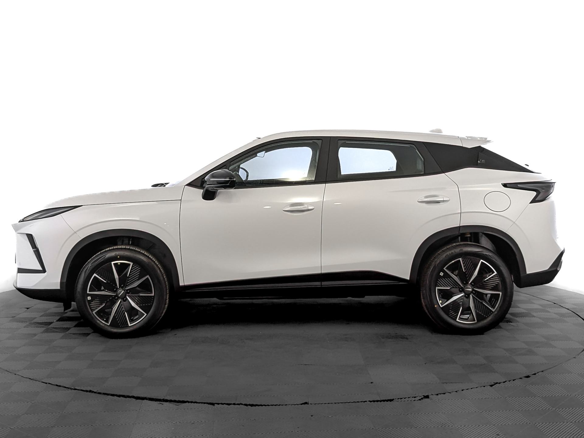 Фото Omoda C5 Драйв NG 1.5T/147 6RT 2WD