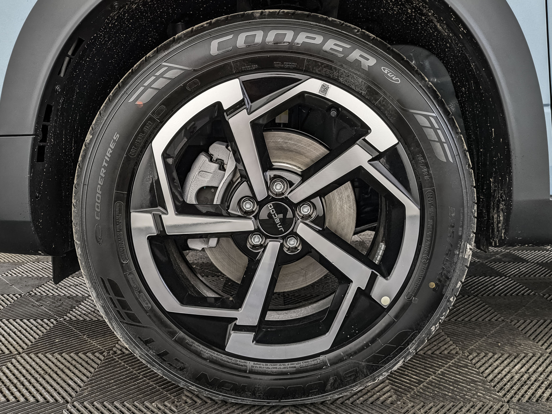 Фото JAECOO J7 Престиж LP FL 1.6T/150 7RT 2WD
