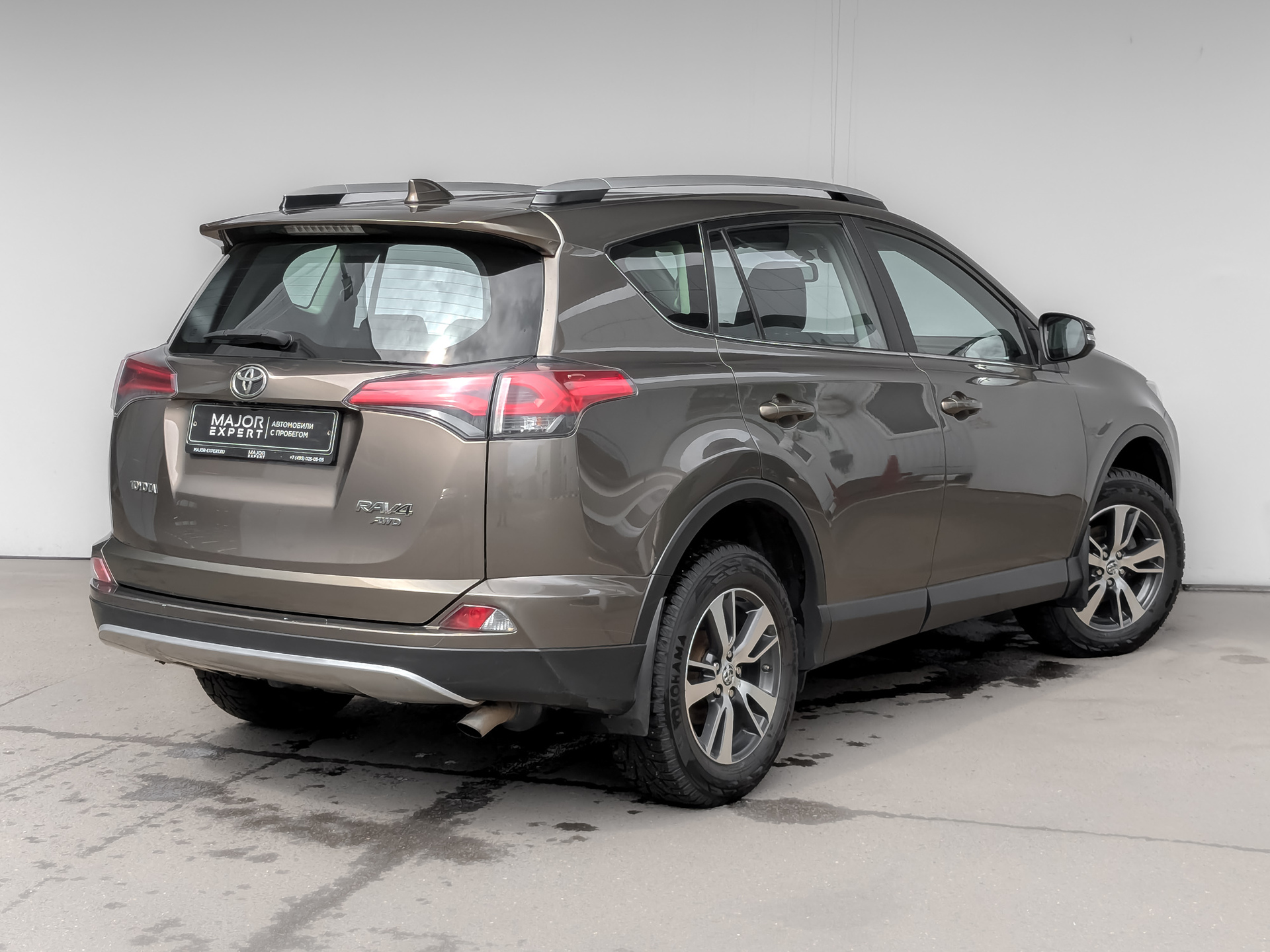 TOYOTA Rav-4 2.50 (180 л.с), автомат, 2016, пробег 205 249 км