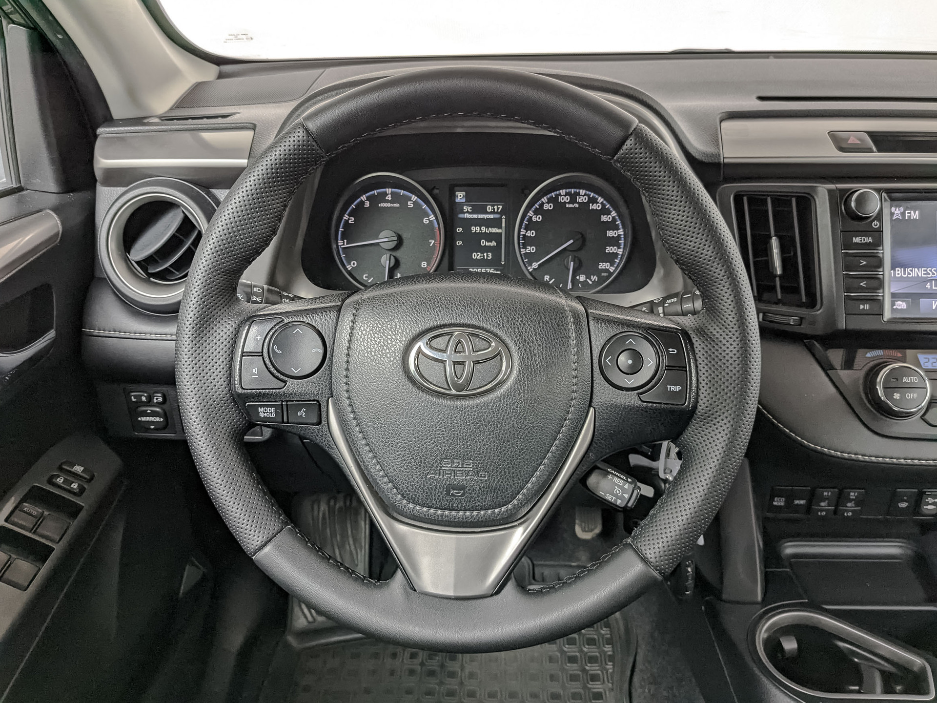 TOYOTA Rav-4 2.50 (180 л.с), автомат, 2016, пробег 205 249 км