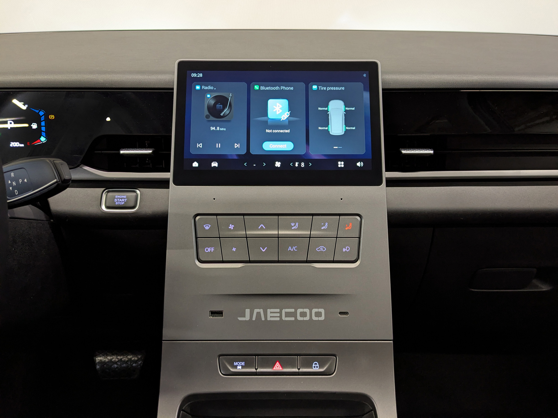 Фото JAECOO J6 Актив 1.5T/147 6RT 2WD