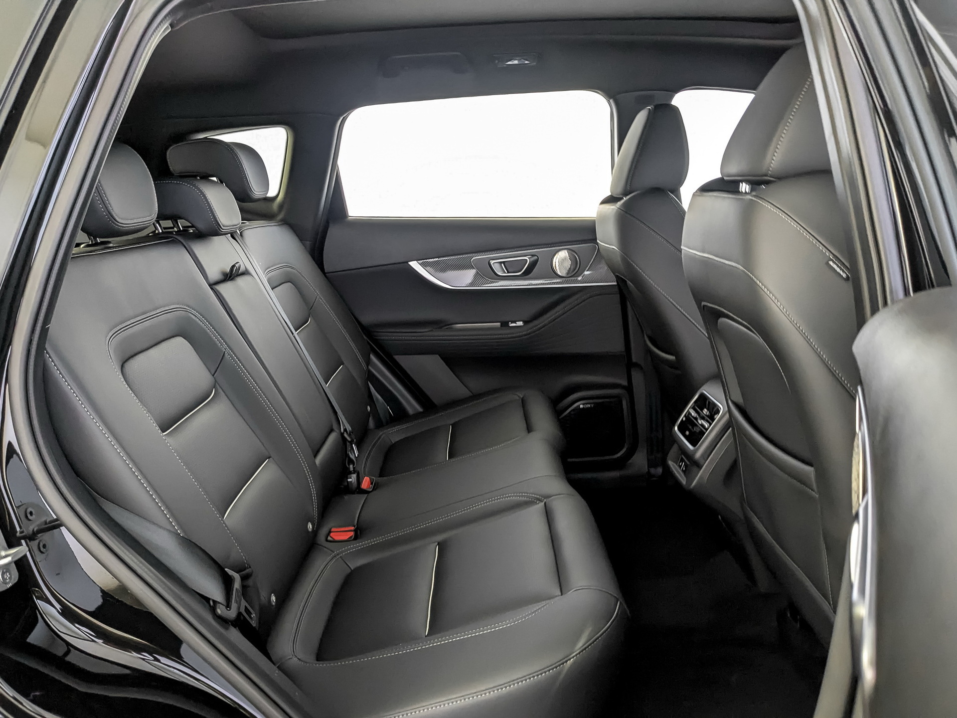 Фото Tenet T7 Прайм 1.6T/150 7RT 4WD