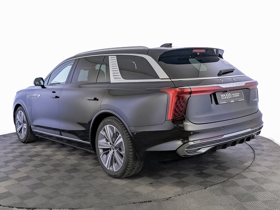 Фото Hongqi E-HS9 с пробегом 33239 км