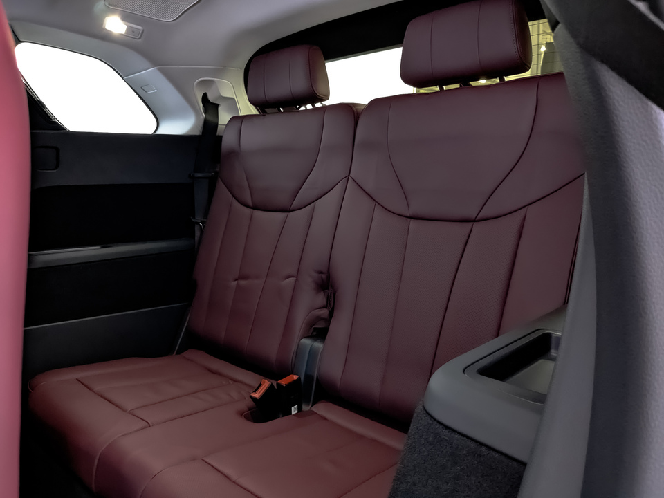 Фото Hongqi E-HS9 с пробегом 33239 км