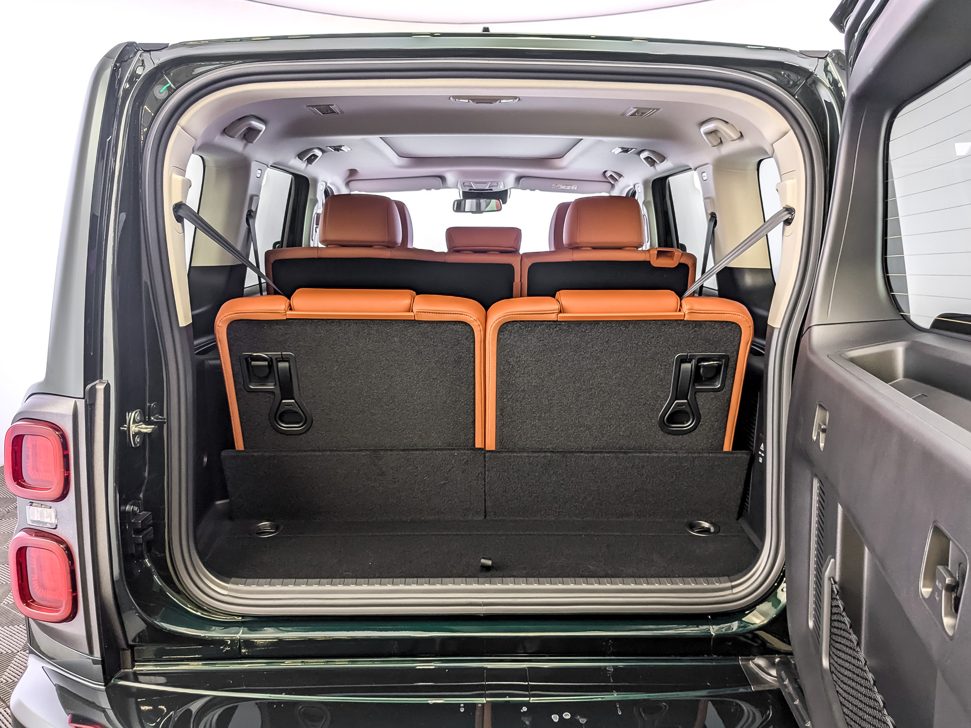 Фото Haval H9 Техно + 2.0T/218 8AT 4WD