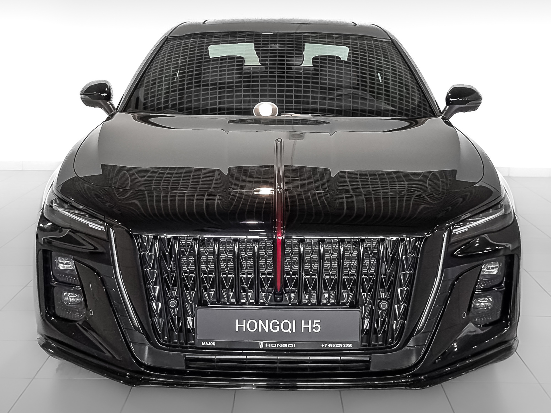 Фото Hongqi H5 Black Edition 2.0T/218 8AT 4D
