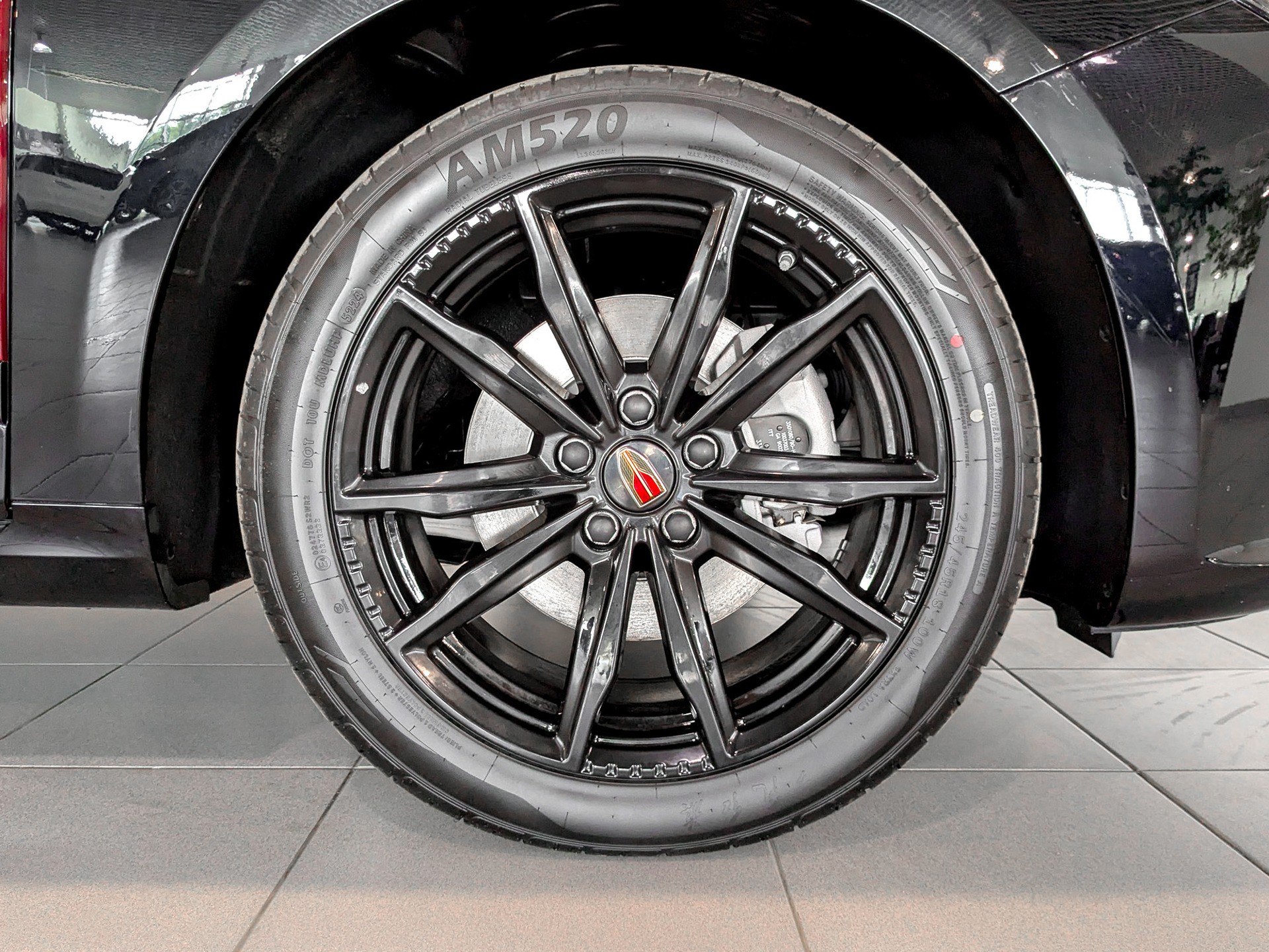Фото Hongqi H5 Black Edition 2.0T/218 8AT 4D