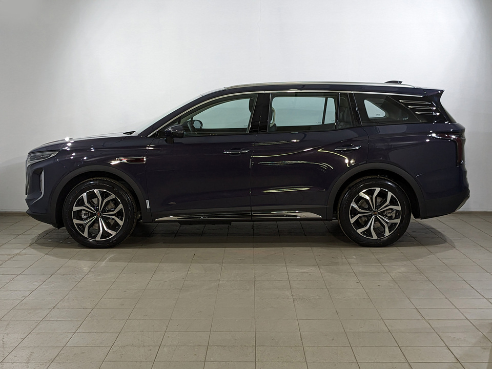 Hongqi HS7 Deluxe 2.0T/245 8AT 4WD