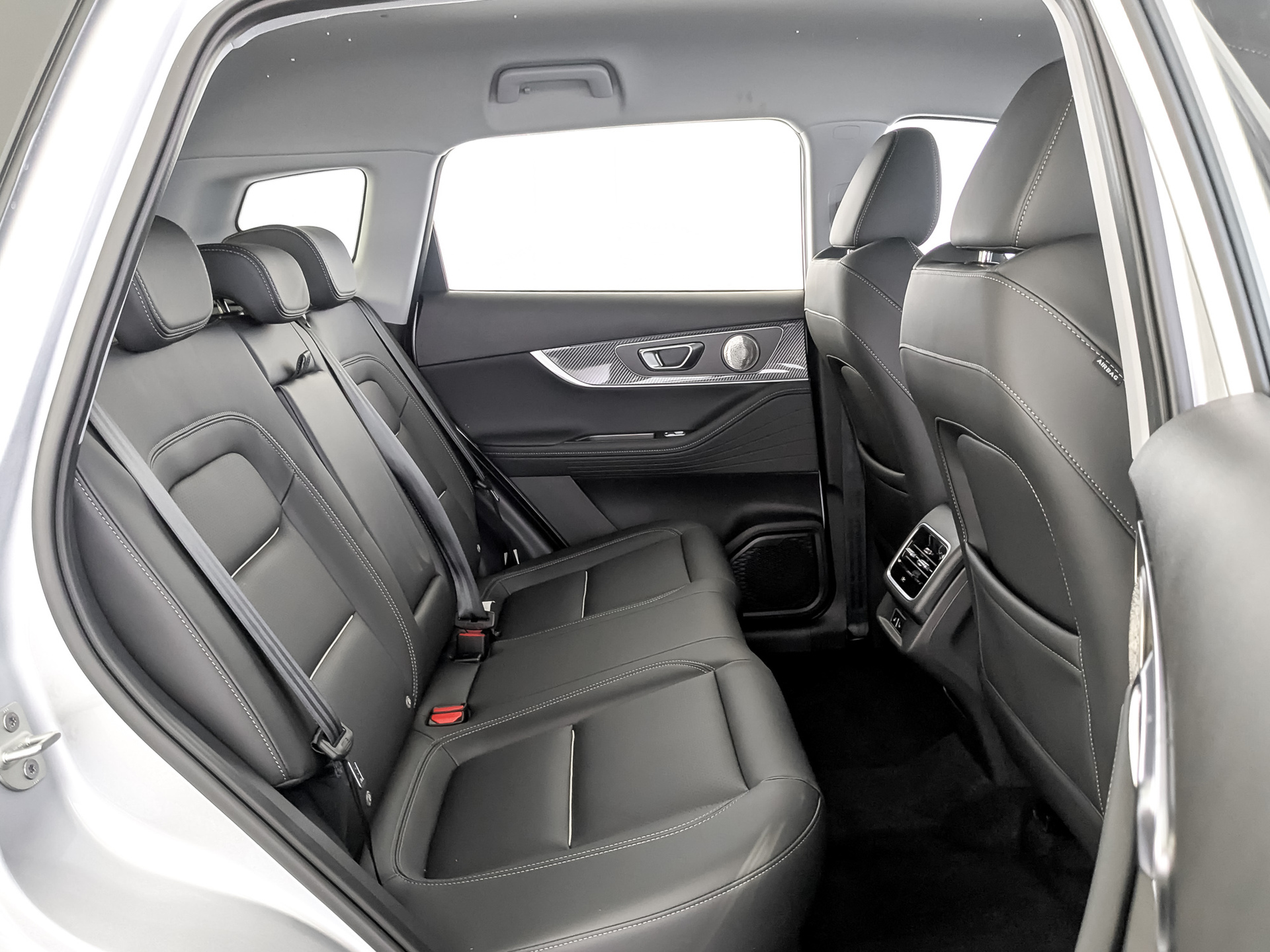 Фото Tenet T7 Active 1.6T/150 7RT 4WD