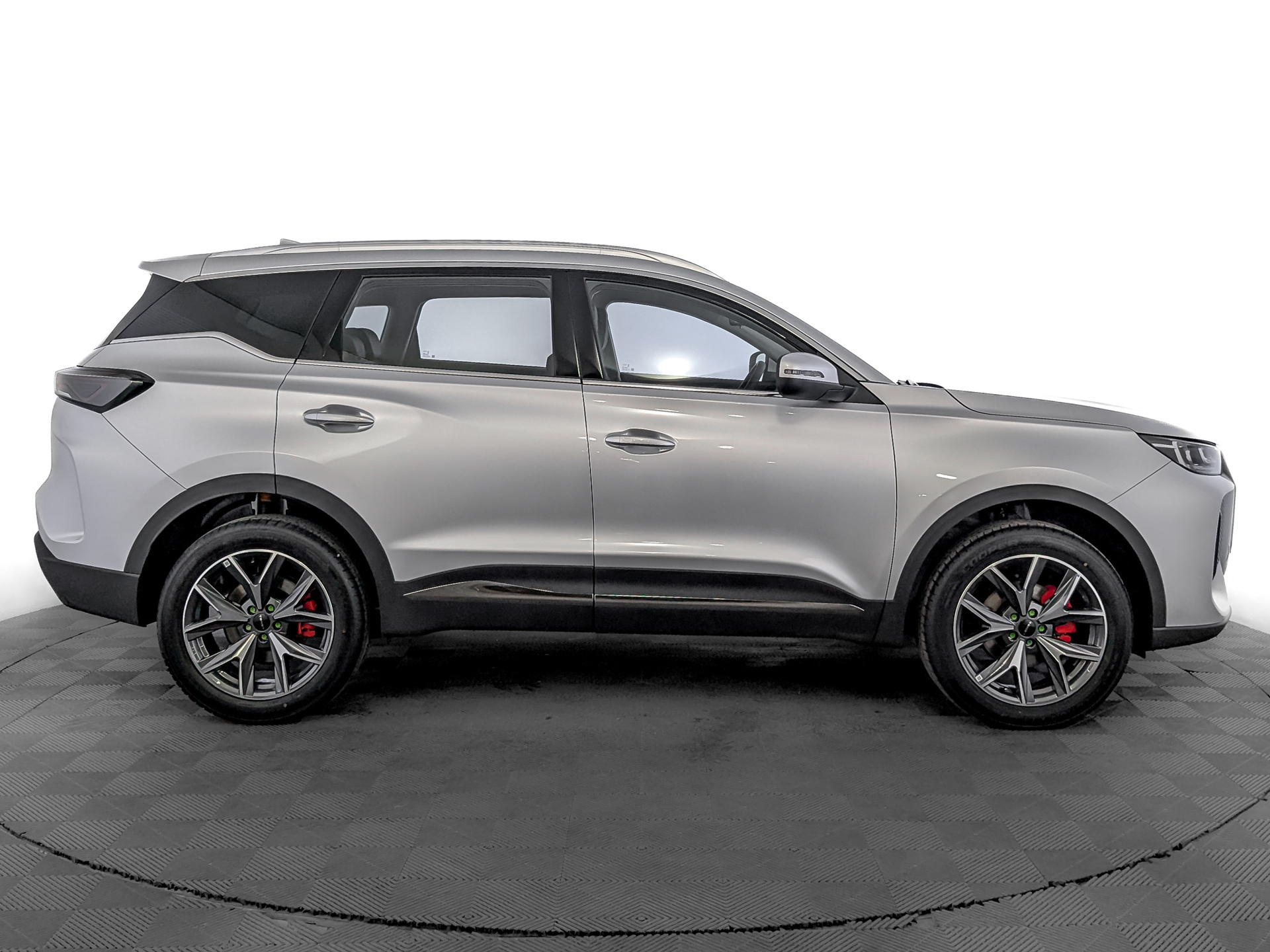 Фото Tenet T7 Active 1.6T/150 7RT 4WD