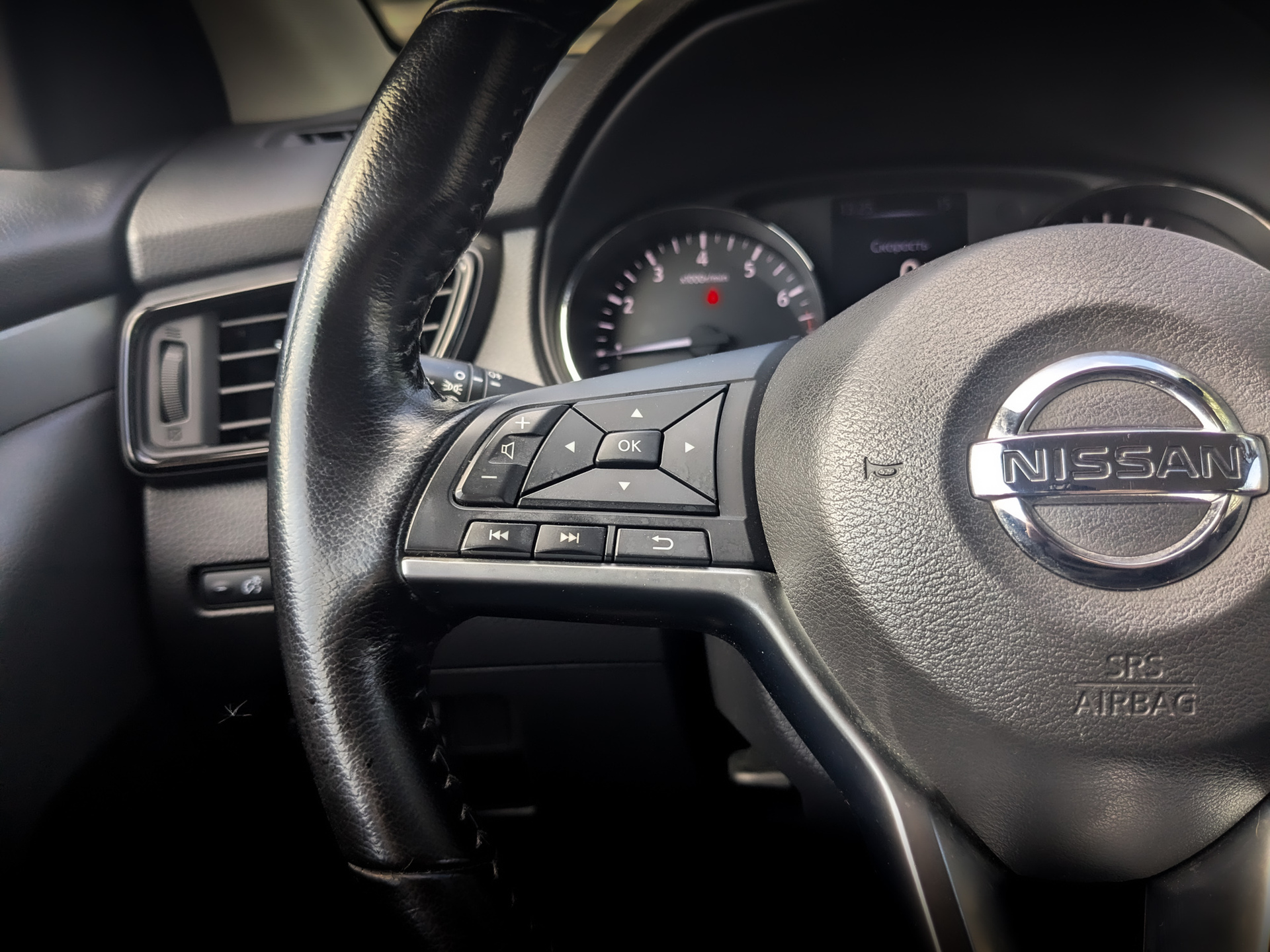 NISSAN Qashqai 1.20 (115 л.с), автомат, 2020, пробег 74 983 км