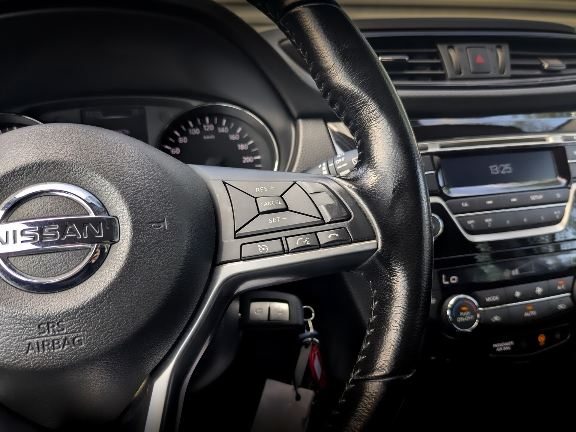 NISSAN Qashqai 1.20 (115 л.с), автомат, 2020, пробег 74 983 км