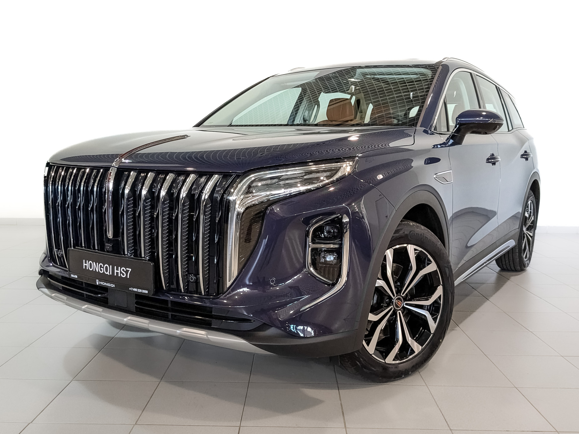 Фото Hongqi HS7 Deluxe 2.0T/245 8AT 4WD