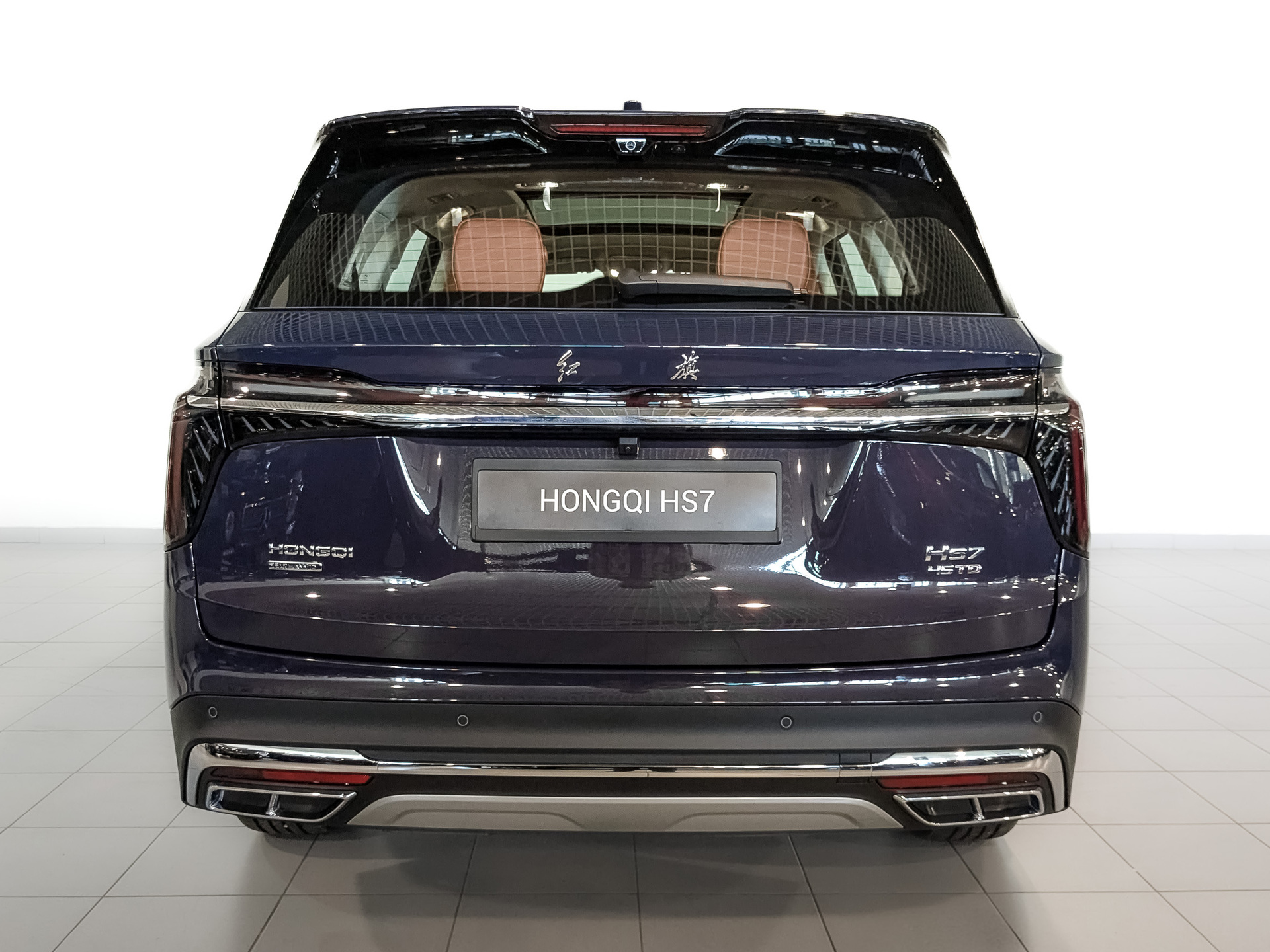 Фото Hongqi HS7 Deluxe 2.0T/245 8AT 4WD