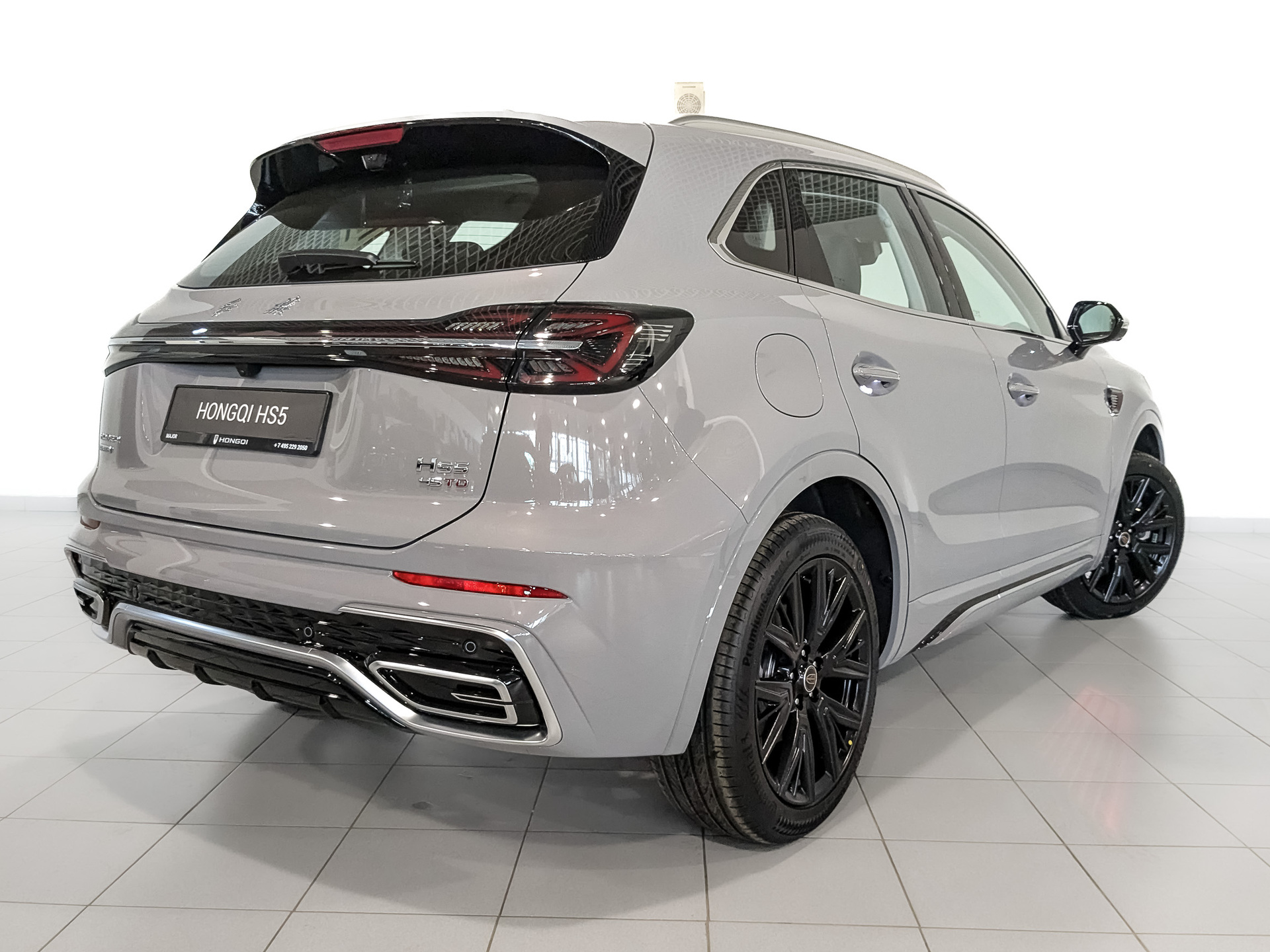 Фото Hongqi HS5 FL Comfort 2.0T/245 8AT 4WD