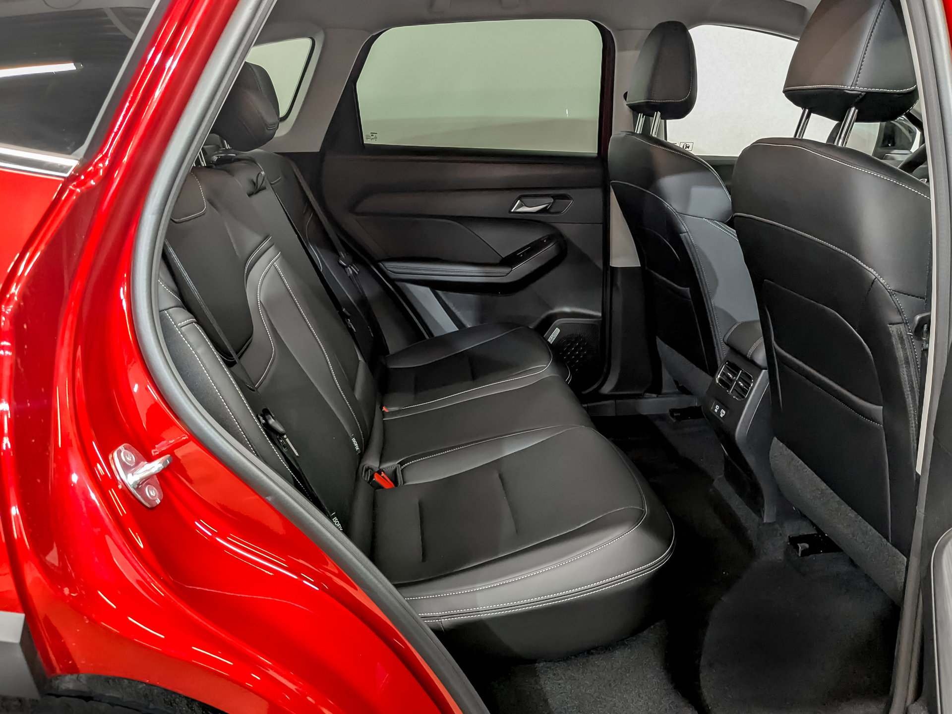 Фото Haval Jolion Премиум 1.5T/143 7RT 2WD