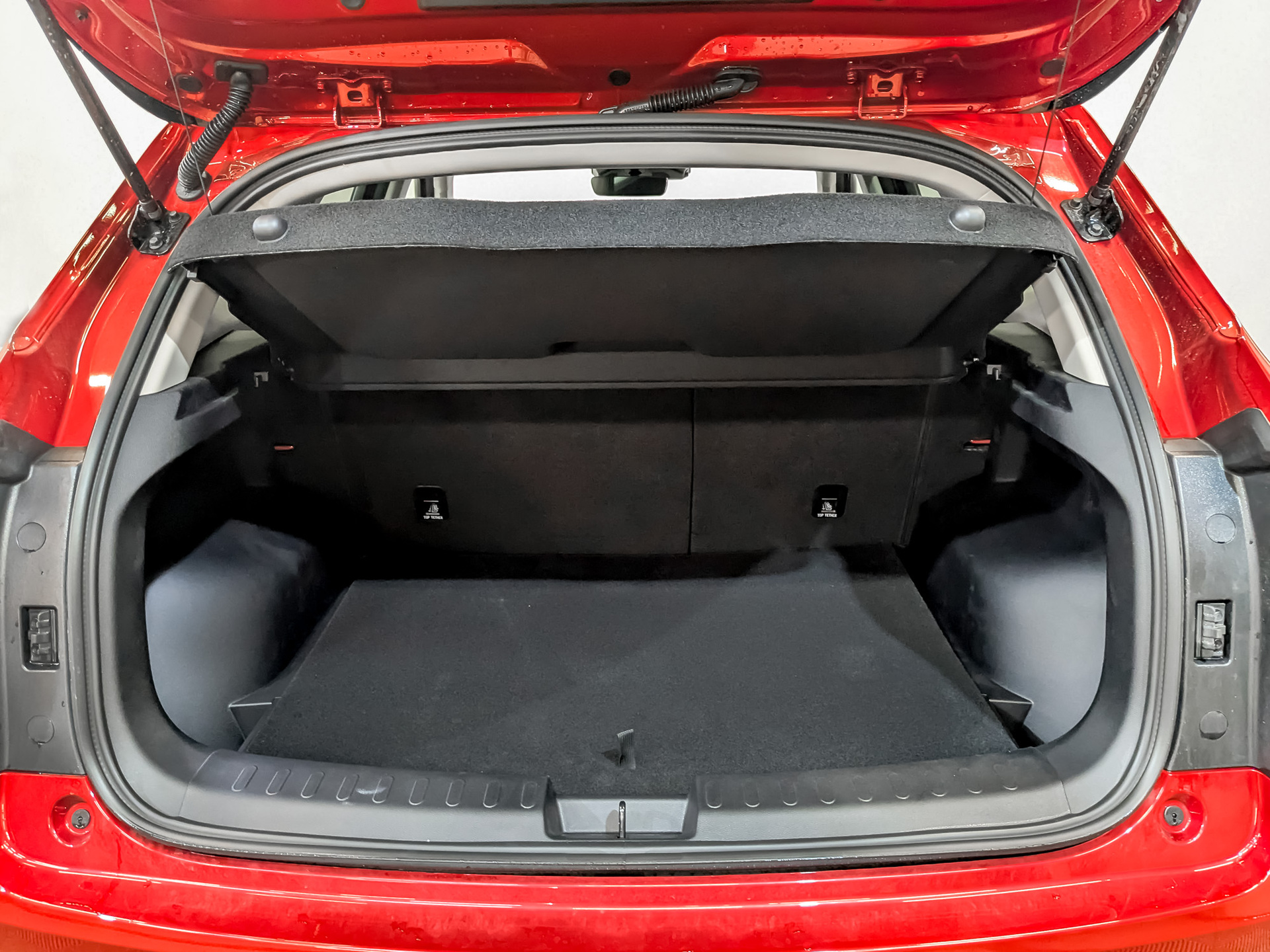 Фото Haval Jolion Премиум 1.5T/143 7RT 2WD