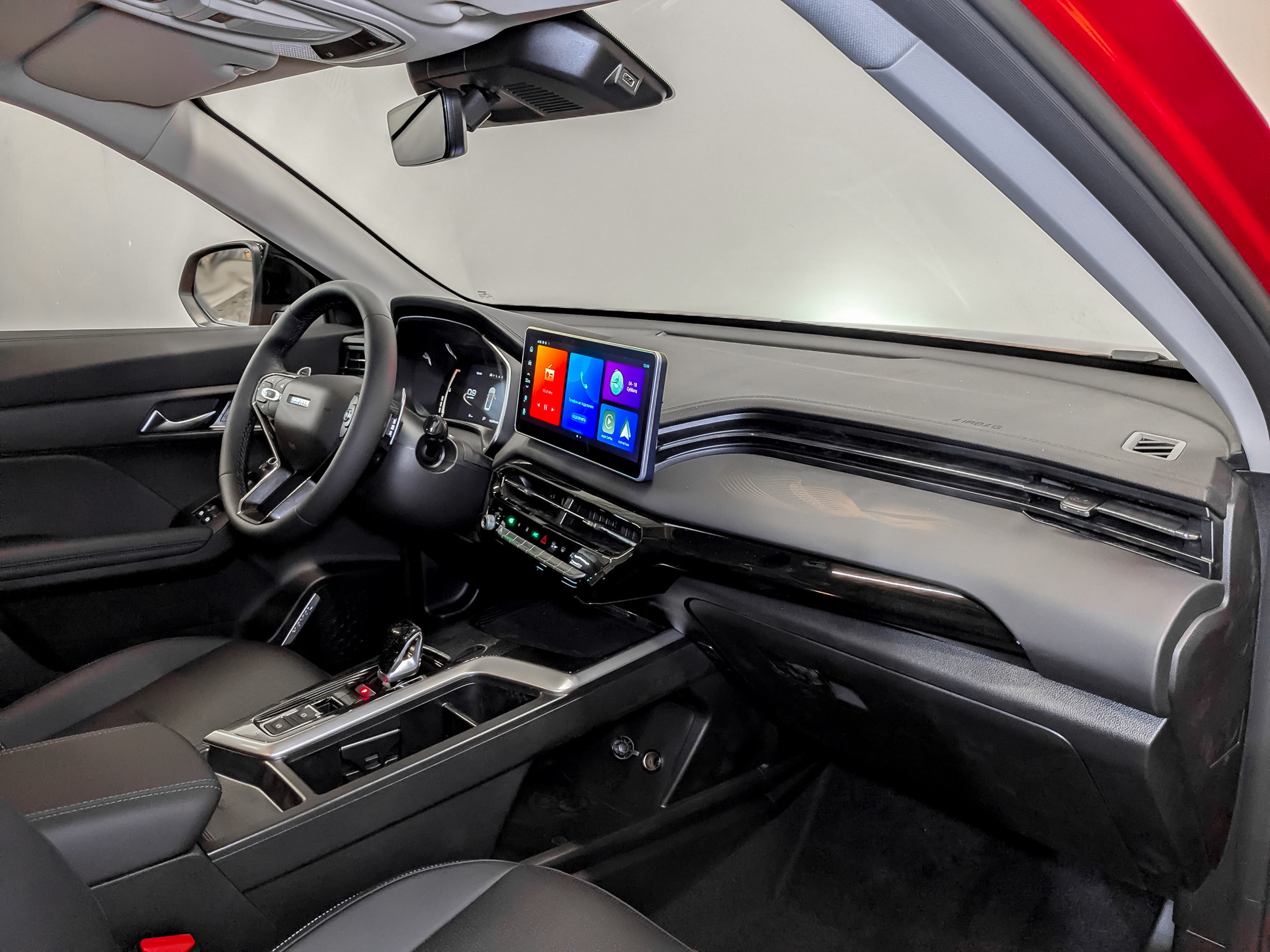 Фото Haval Jolion Премиум 1.5T/143 7RT 2WD
