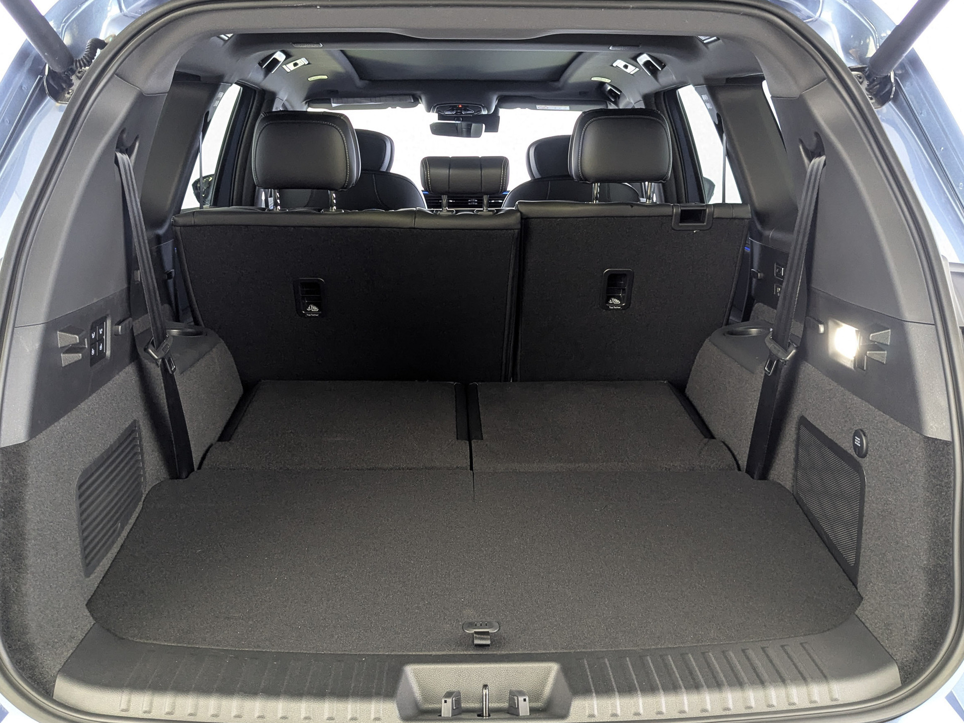 Фото Exeed VX FL President 7S 2.0T/249 8AT 4WD