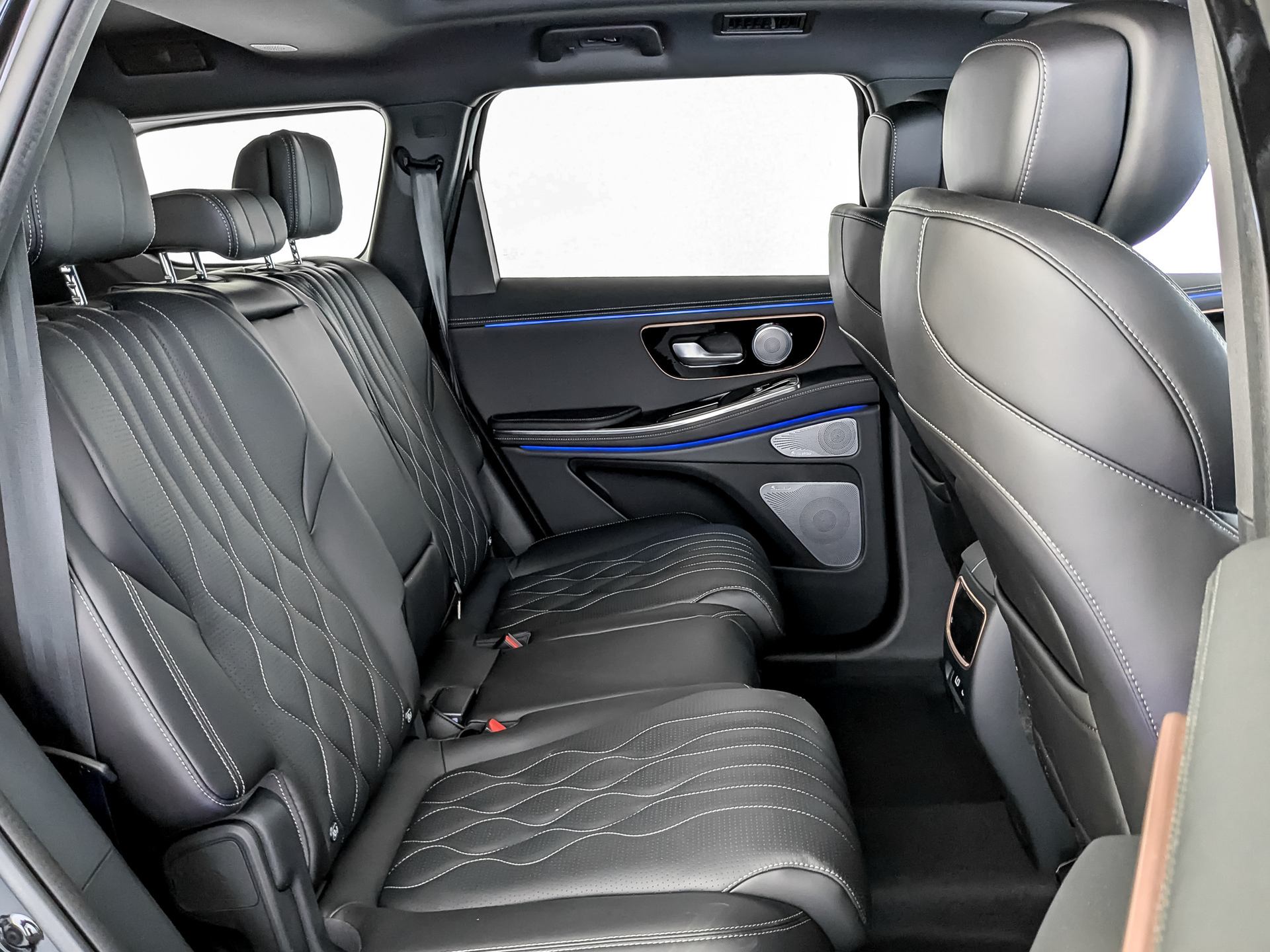 Фото Exeed VX FL President 7S 2.0T/249 8AT 4WD