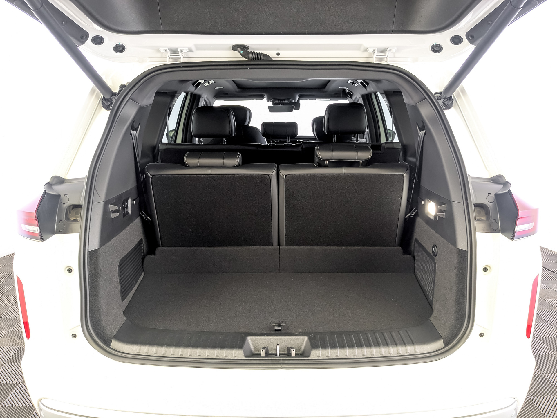 Фото Exeed VX FL President 7S 2.0T/249 8AT 4WD